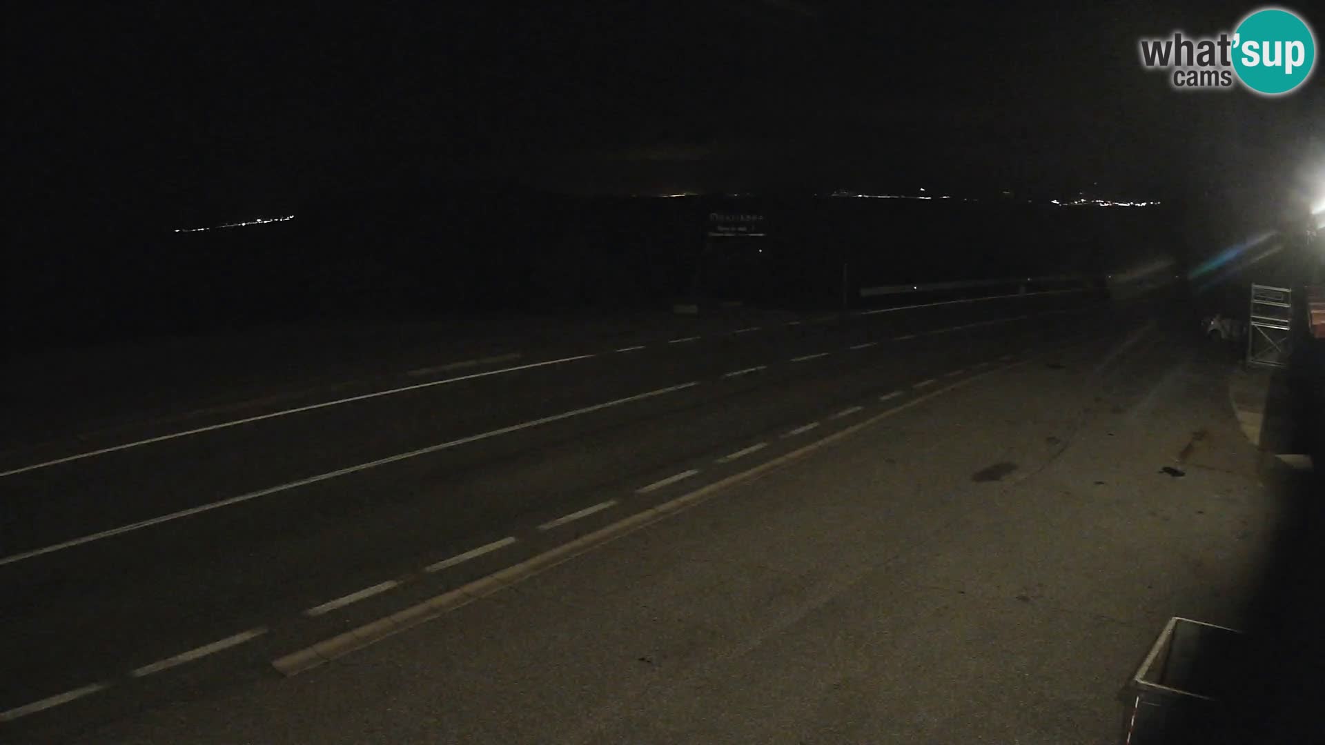 Webcam autopista adriática D8 cerca de SENJ – vista de la isla de KRK
