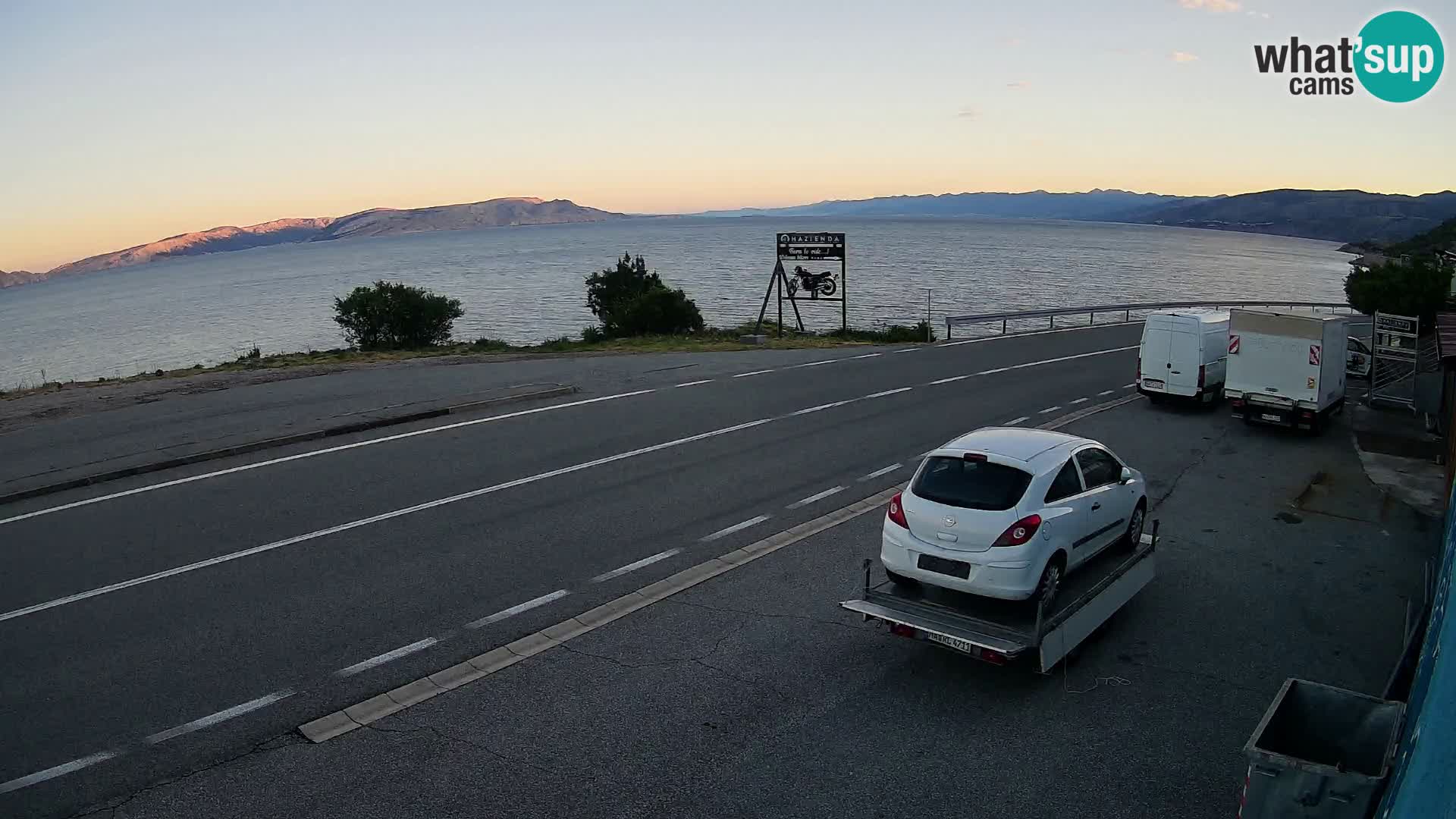 Webcam Adria-Autobahn D8 bei SENJ – Blick auf die Insel KRK