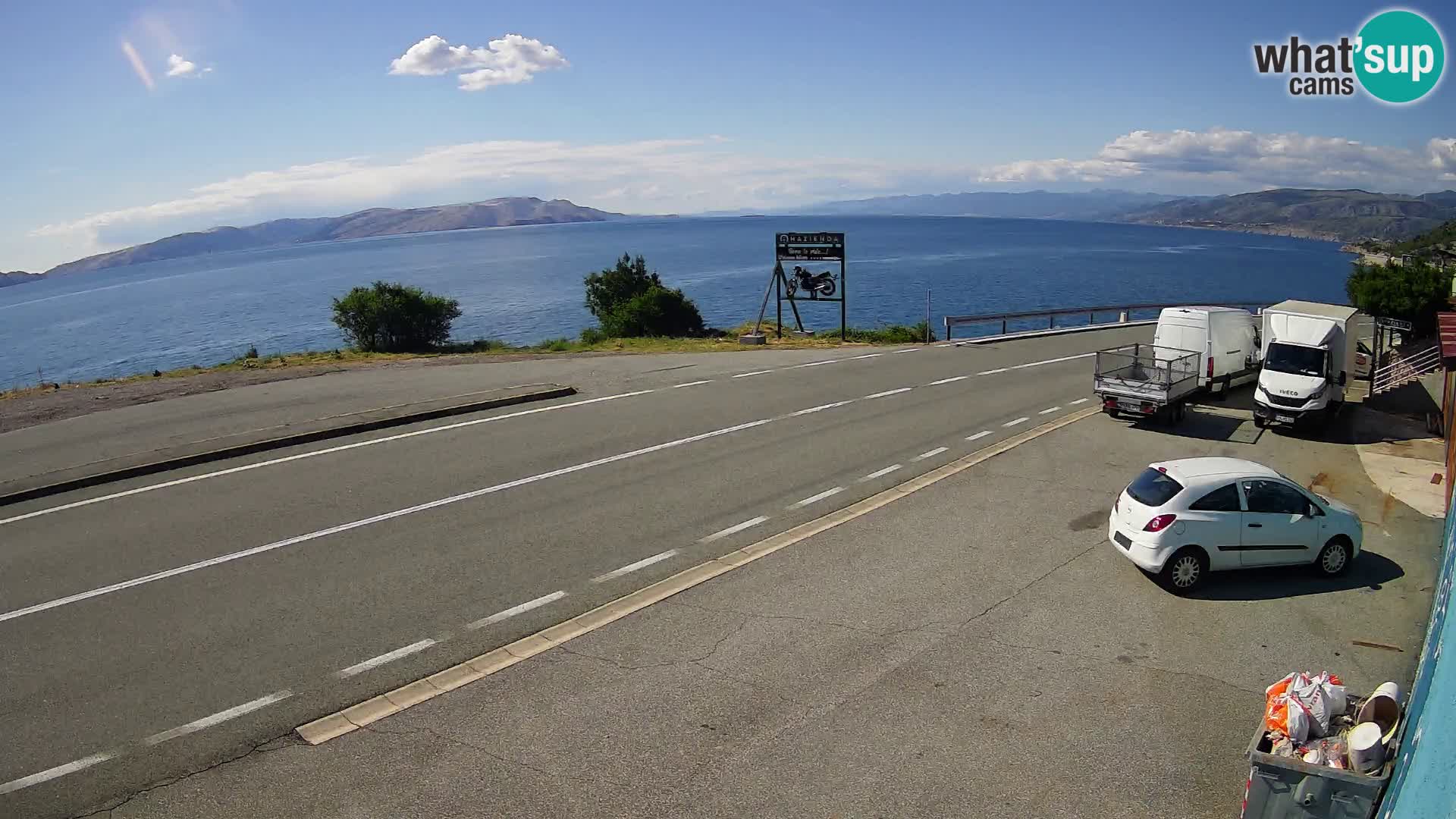 Webcam autopista adriática D8 cerca de SENJ – vista de la isla de KRK