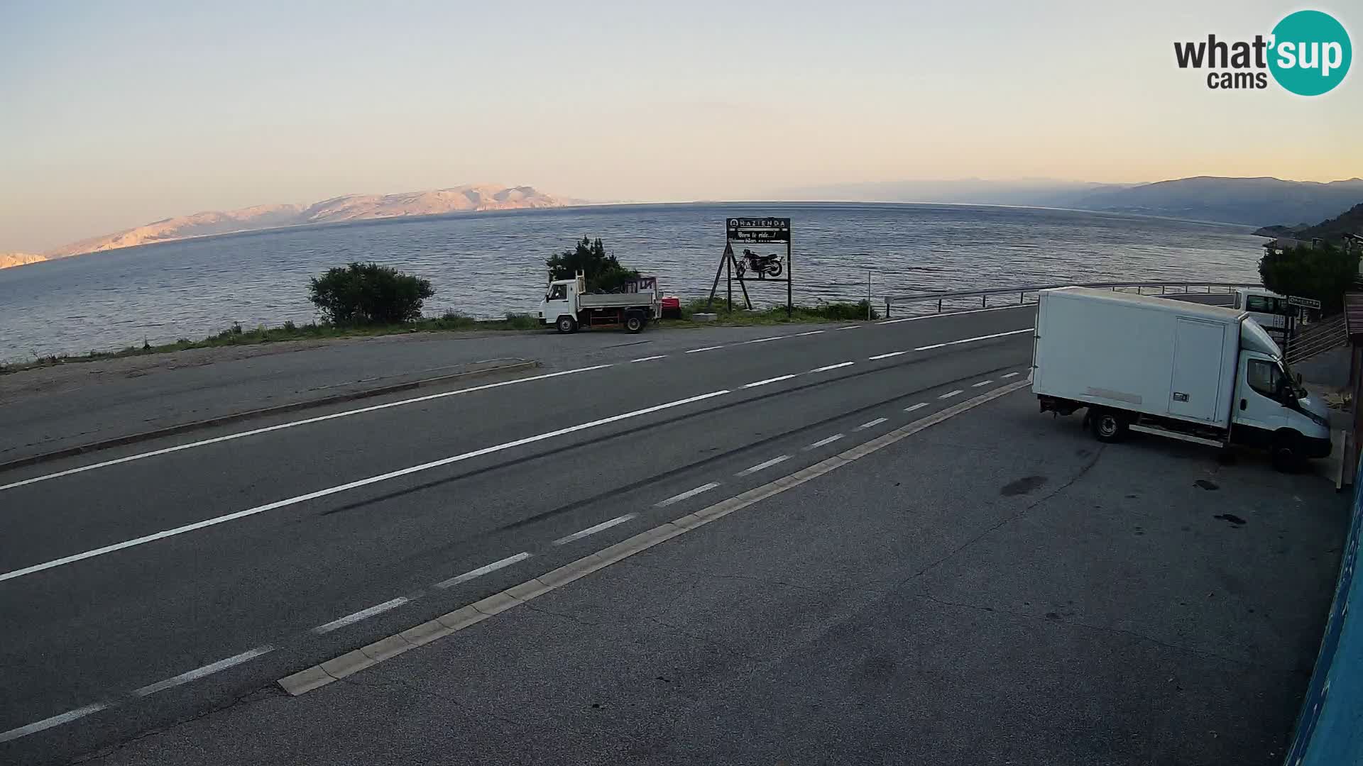 Webcam Adria-Autobahn D8 bei SENJ – Blick auf die Insel KRK