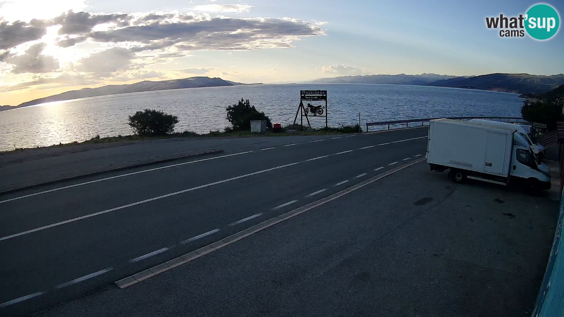 Web kamera Jadranska Magistrala kod SENJa – pogled na KRK