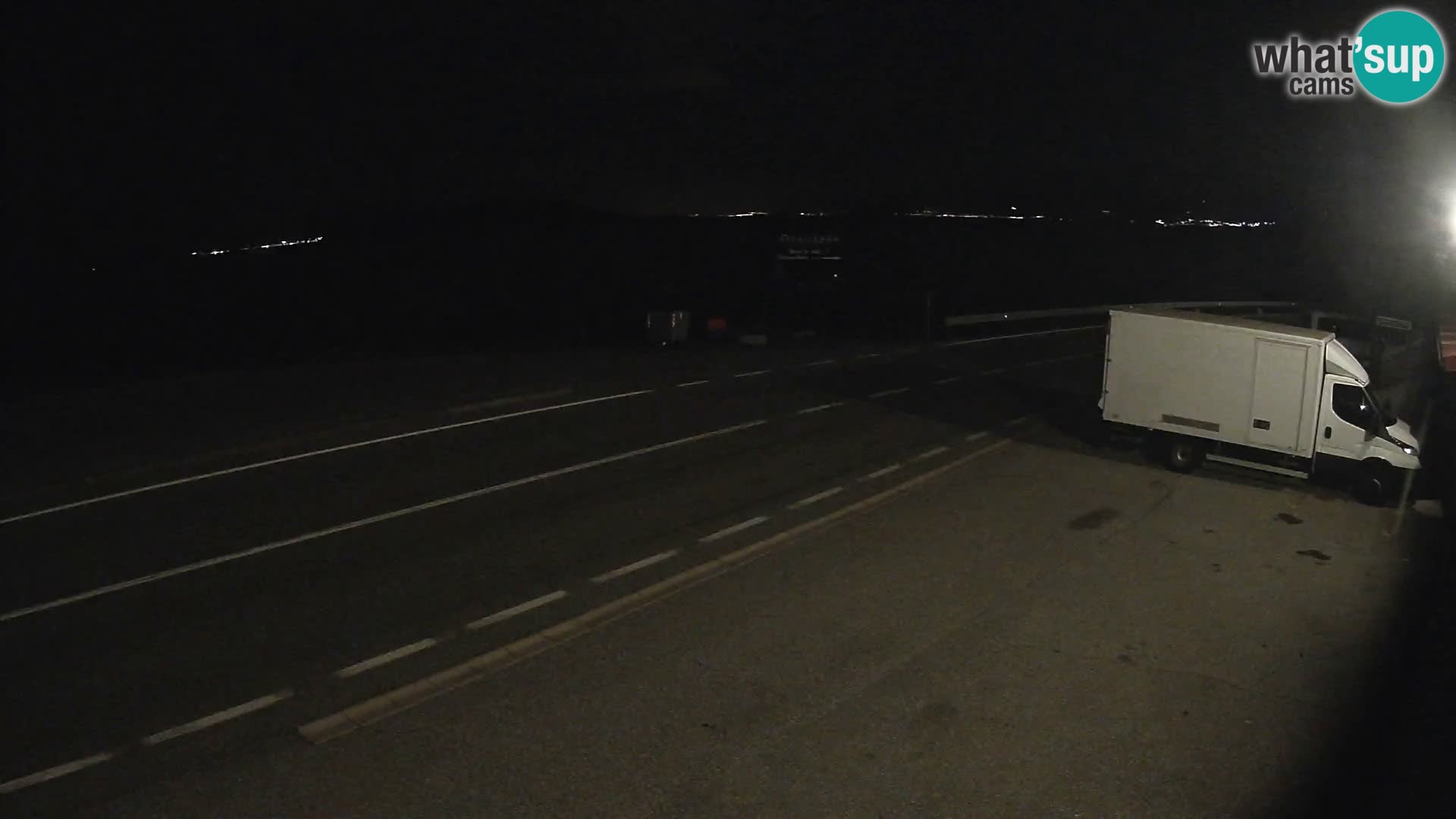 Webcam autopista adriática D8 cerca de SENJ – vista de la isla de KRK
