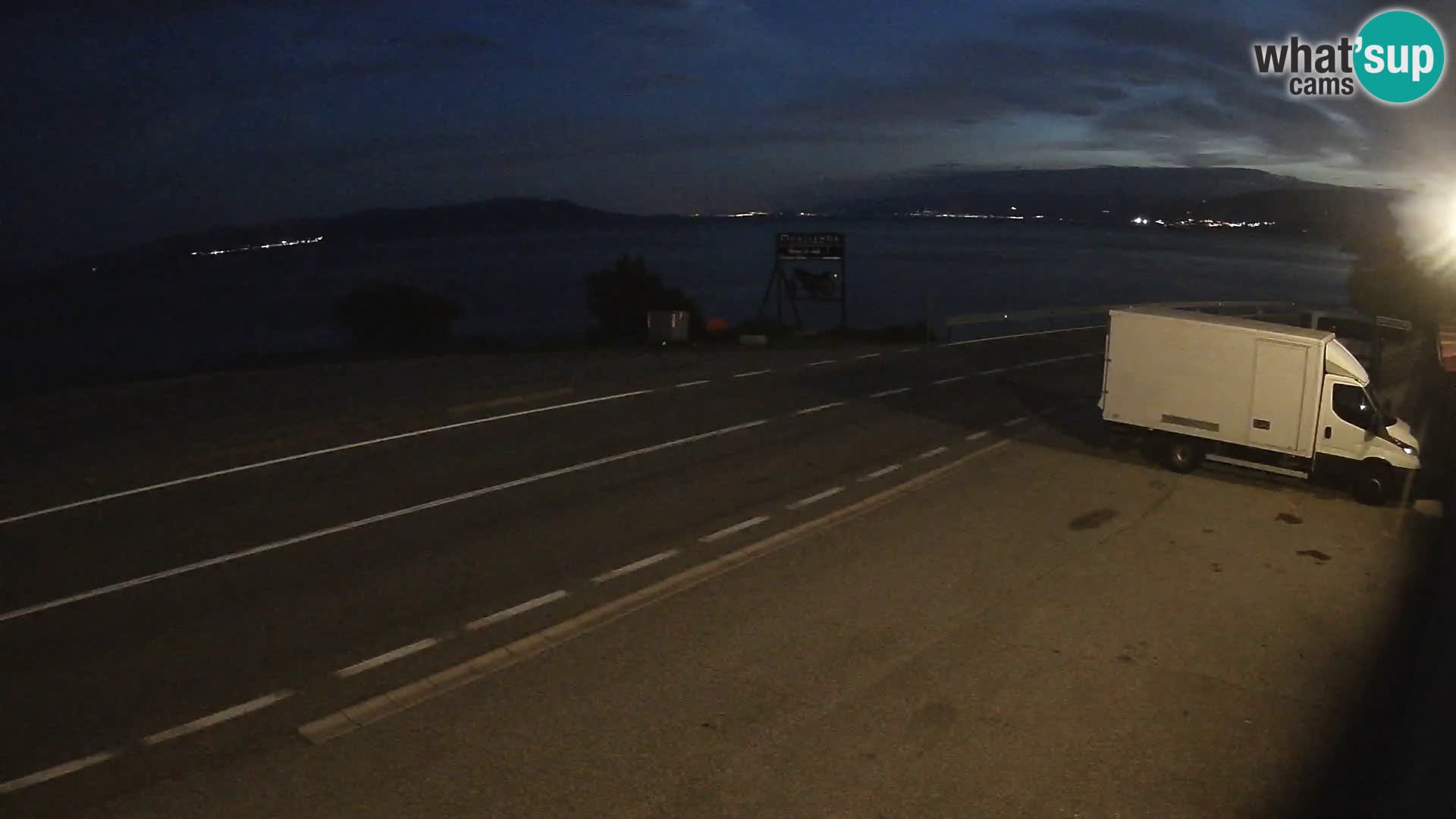 Webcam autoroute Adriatique D8 près de SENJ – vue sur l’île de KRK