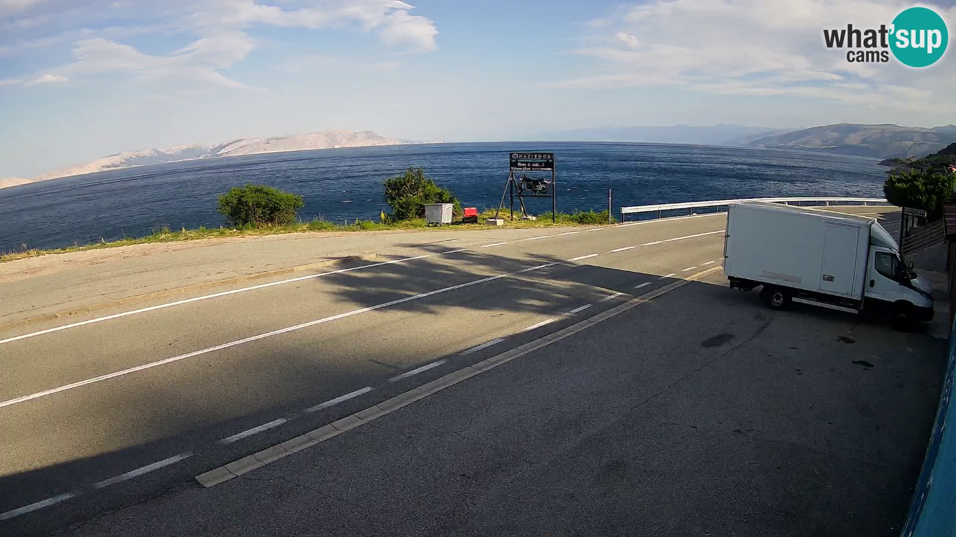 Webcam autopista adriática D8 cerca de SENJ – vista de la isla de KRK