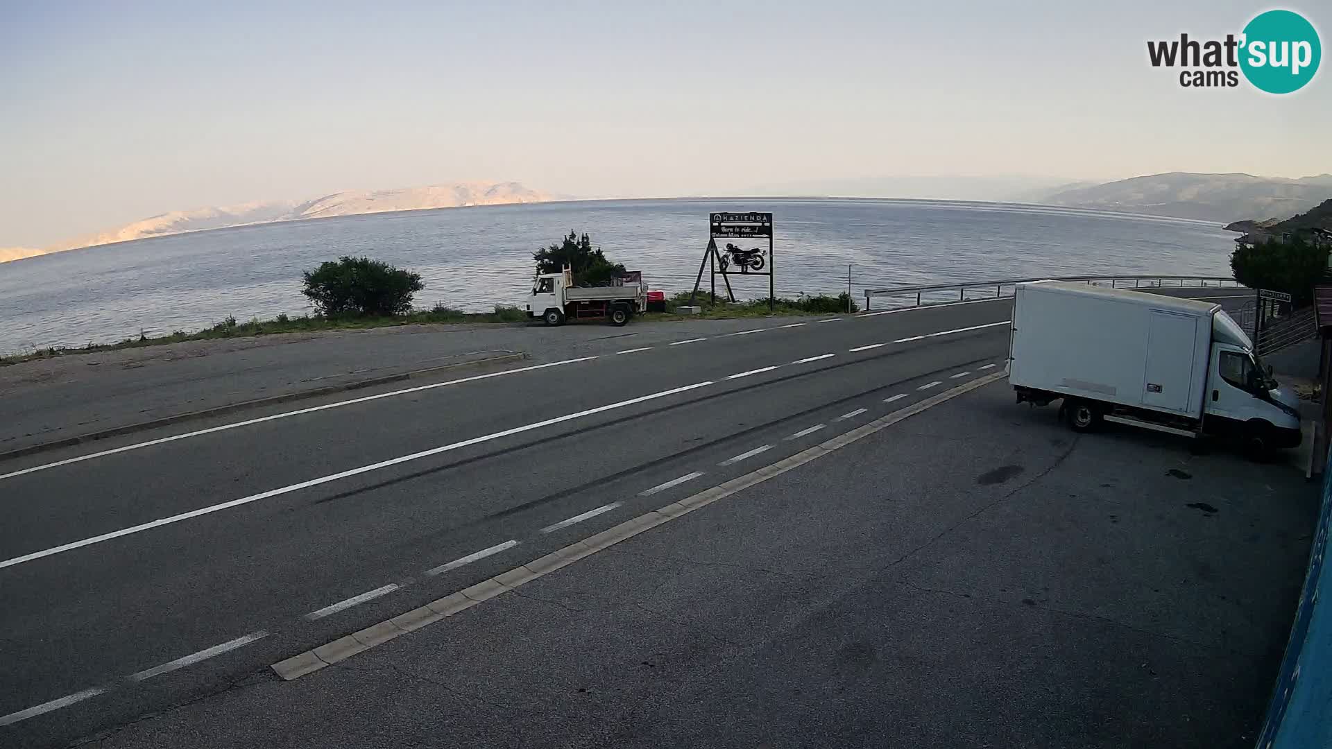 Webcam Adria-Autobahn D8 bei SENJ – Blick auf die Insel KRK
