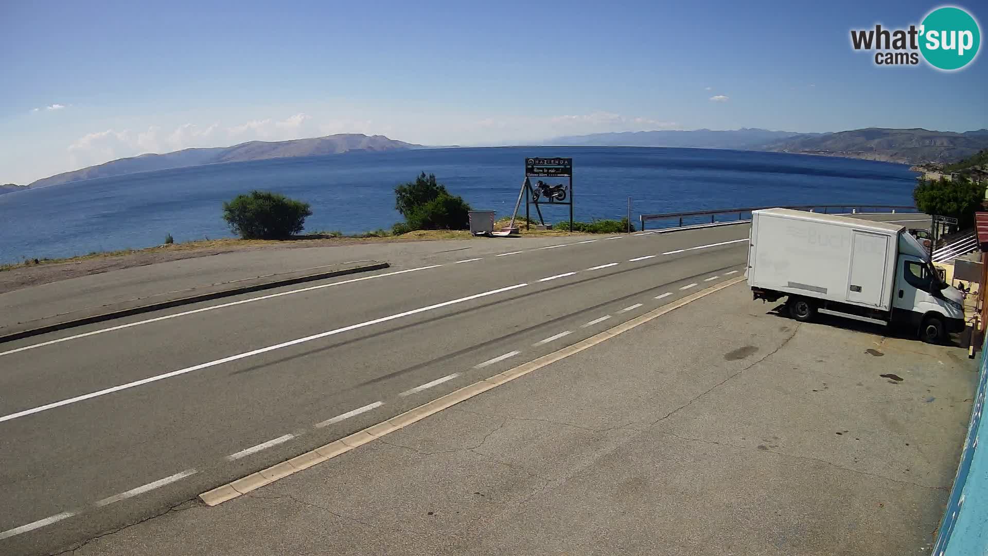 Webcam autopista adriática D8 cerca de SENJ – vista de la isla de KRK