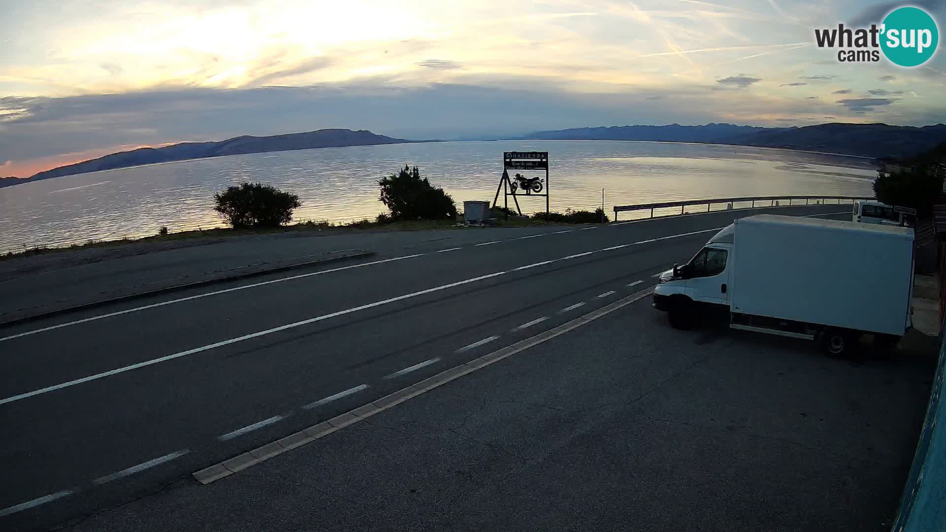 Webcam Adria-Autobahn D8 bei SENJ – Blick auf die Insel KRK