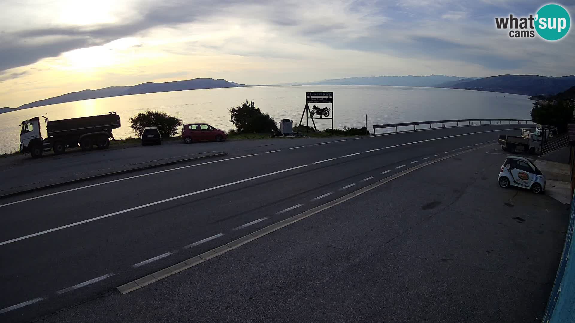Webcam autoroute Adriatique D8 près de SENJ – vue sur l’île de KRK