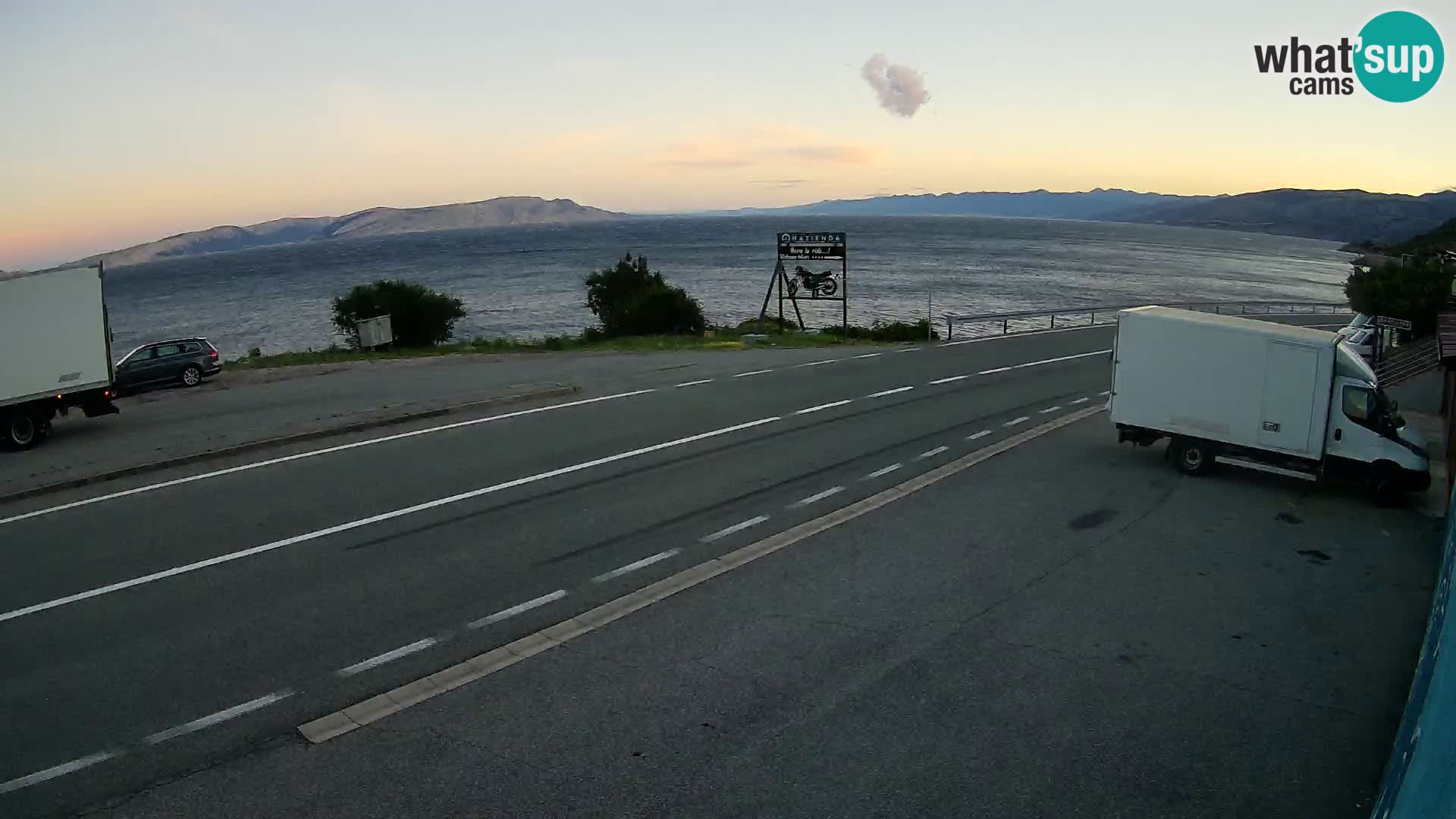 Webcam Adria-Autobahn D8 bei SENJ – Blick auf die Insel KRK