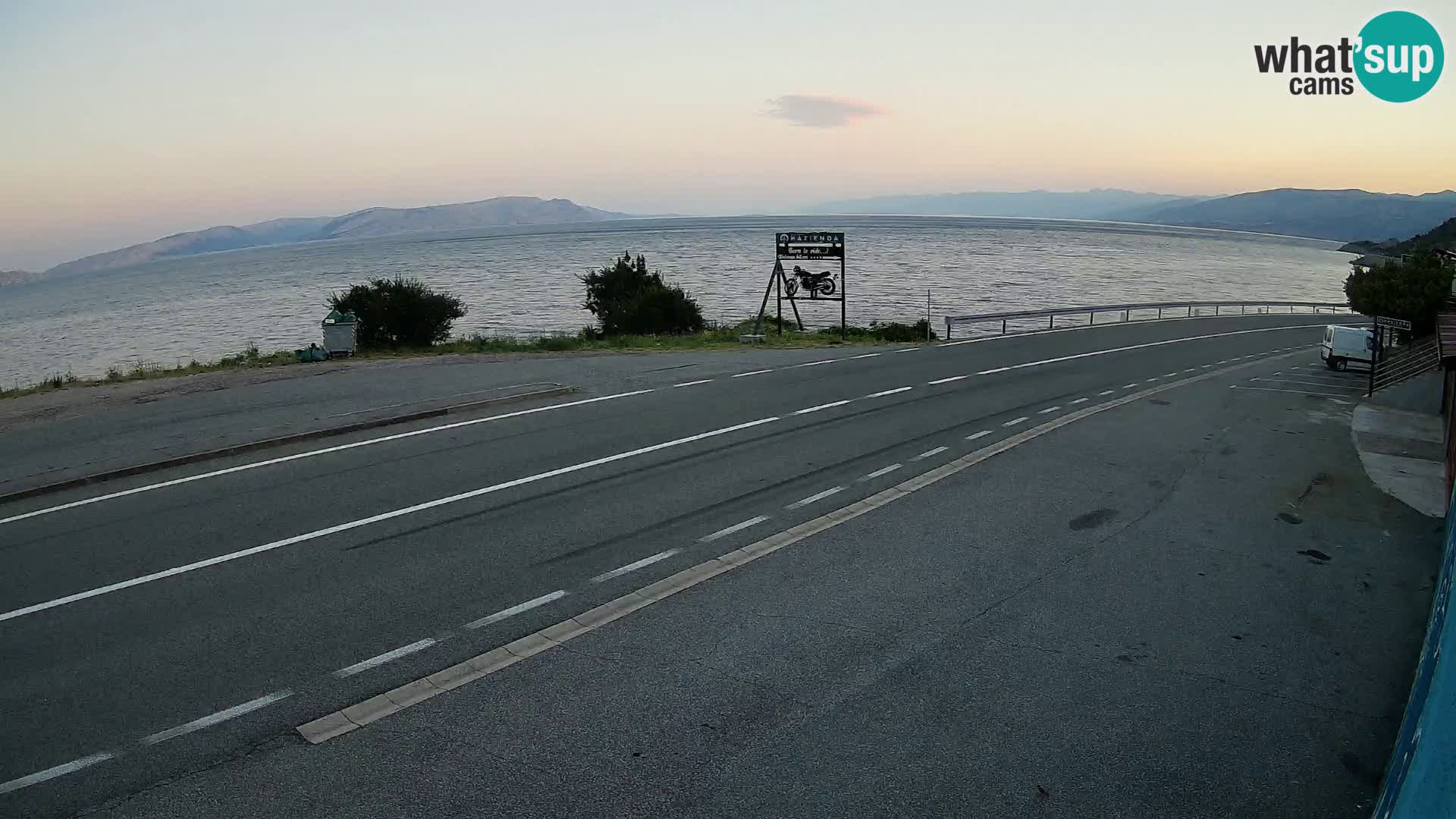 Webcam autoroute Adriatique D8 près de SENJ – vue sur l’île de KRK