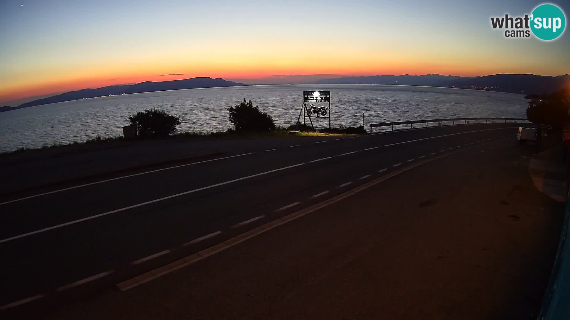 Webcam Adria-Autobahn D8 bei SENJ – Blick auf die Insel KRK