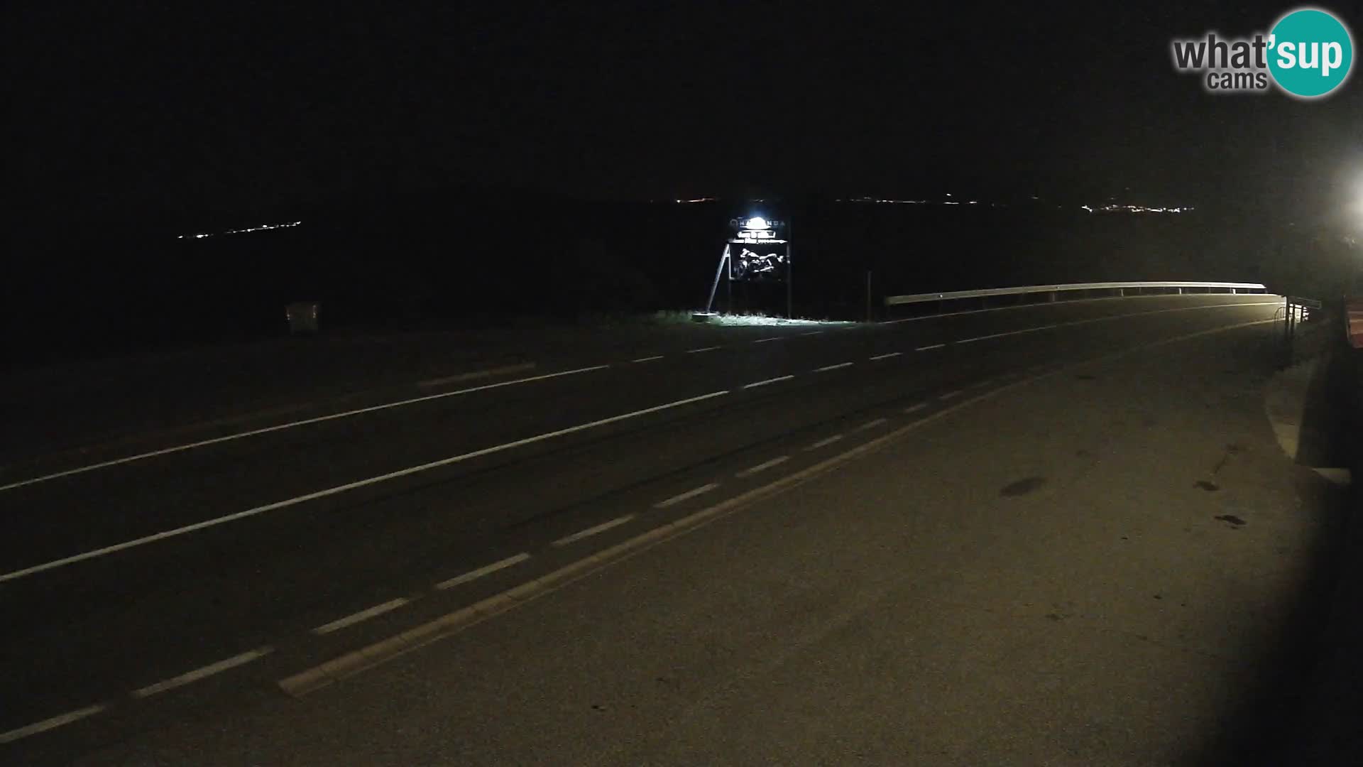 Kamera Jadranska Magistrala D8 pri SENJu – pogled na otok KRK