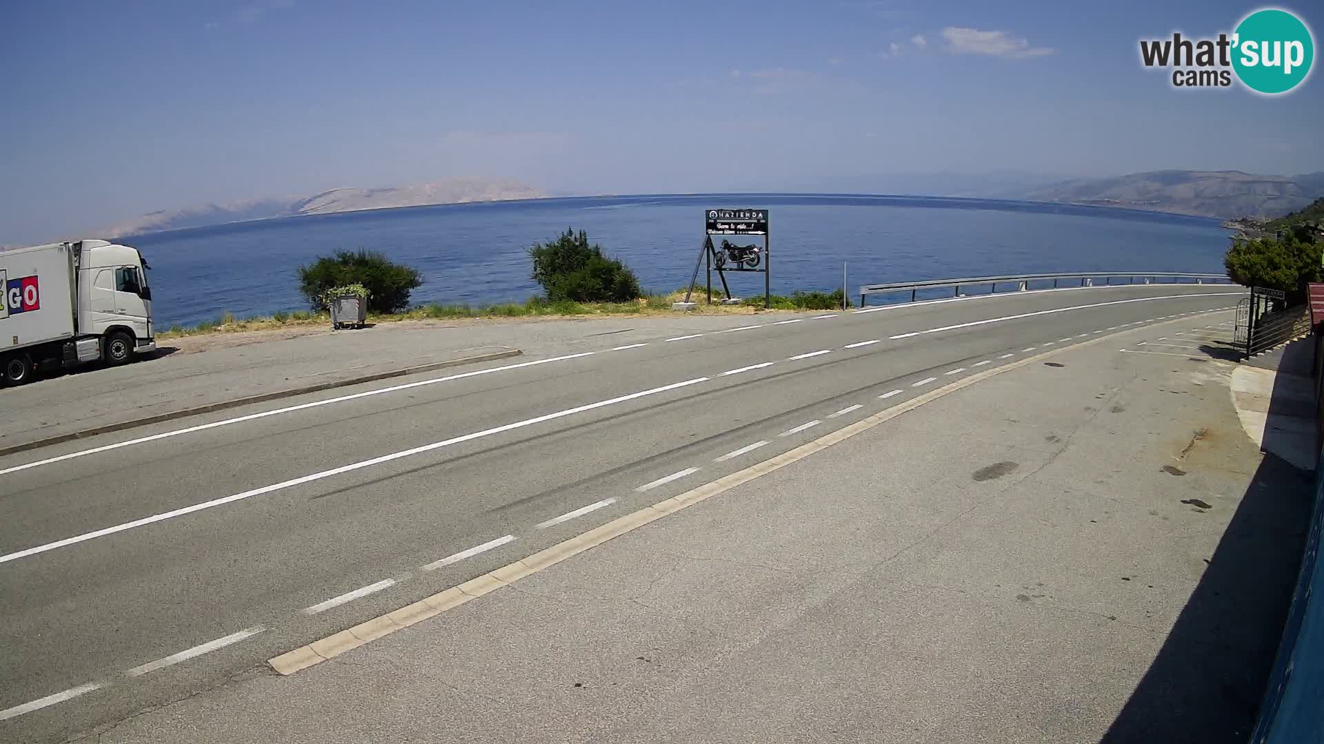 Webcam autopista adriática D8 cerca de SENJ – vista de la isla de KRK