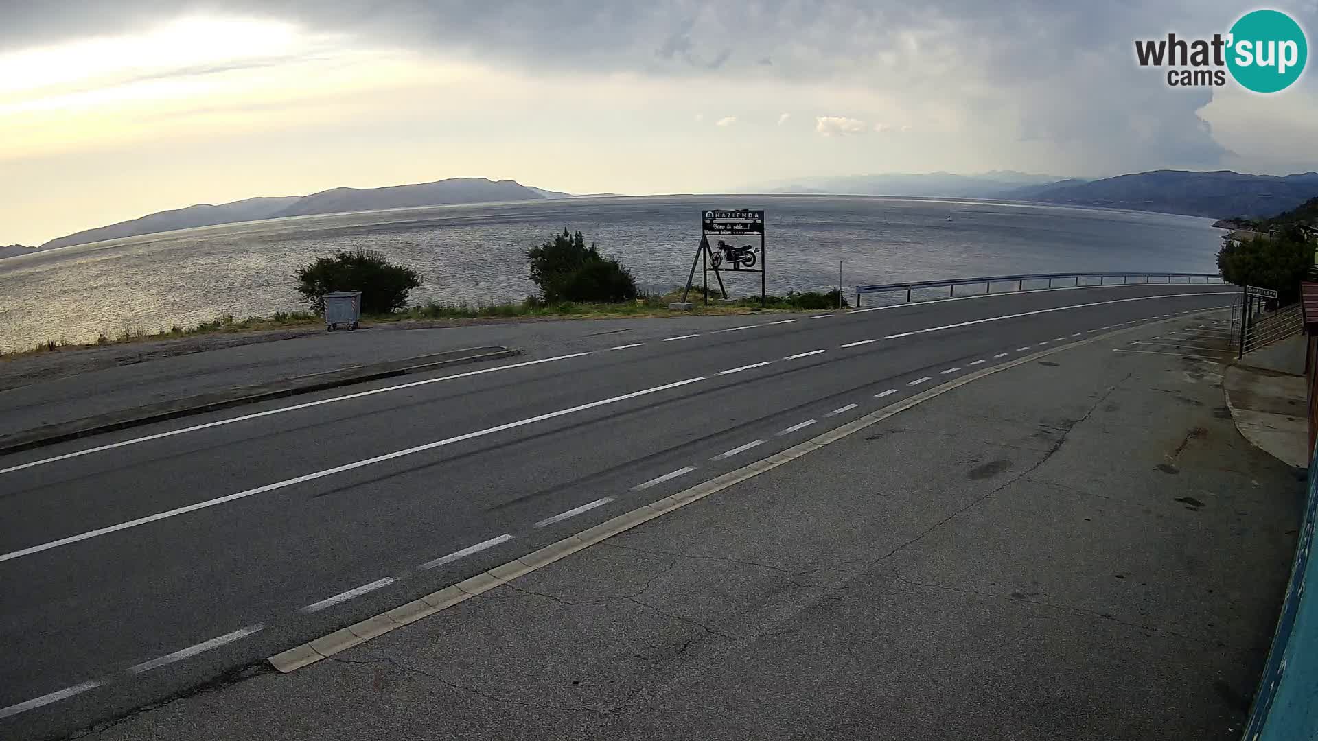 Webcam autoroute Adriatique D8 près de SENJ – vue sur l’île de KRK
