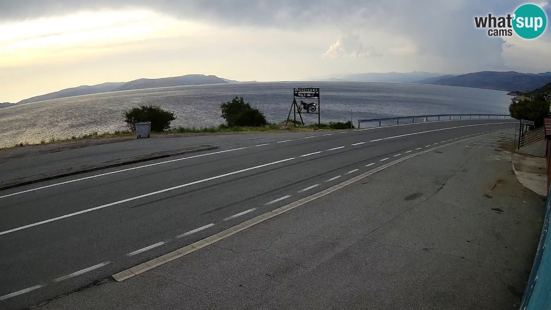 Web kamera Jadranska Magistrala kod SENJa – pogled na KRK
