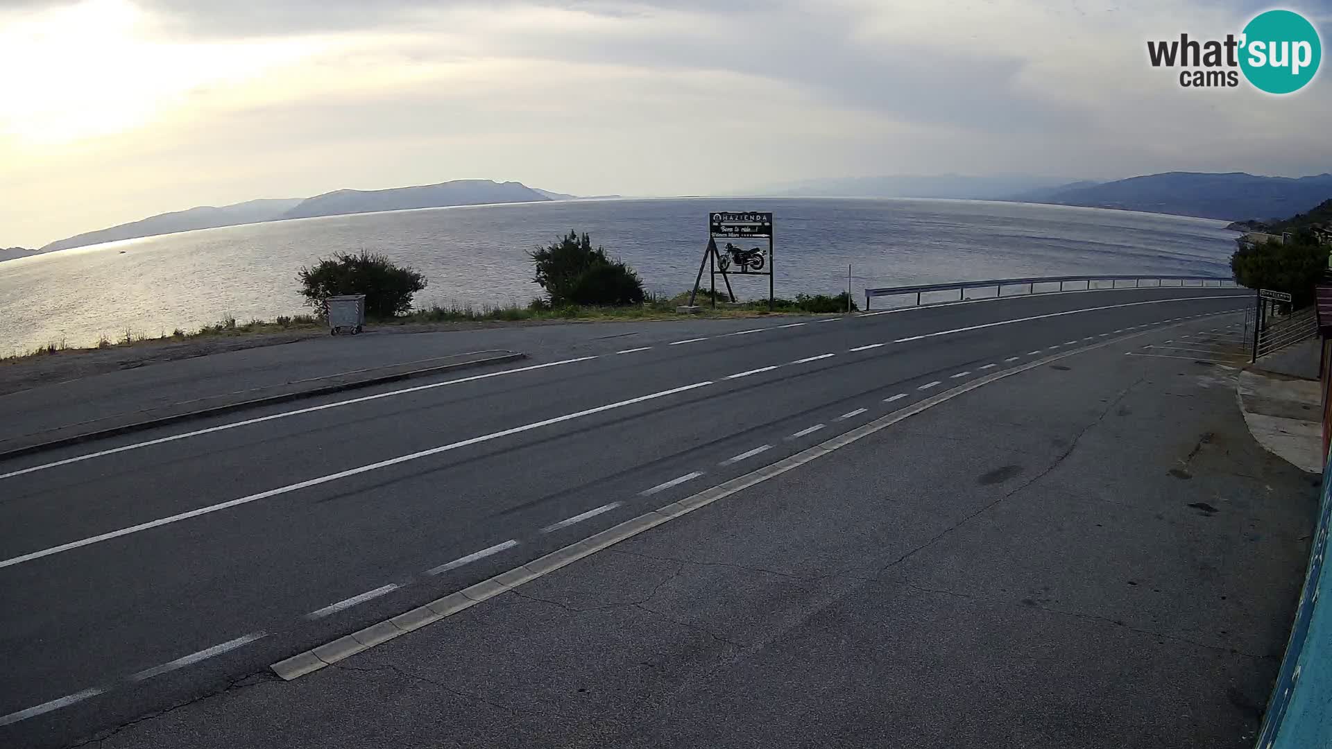 Webcam Adria-Autobahn D8 bei SENJ – Blick auf die Insel KRK