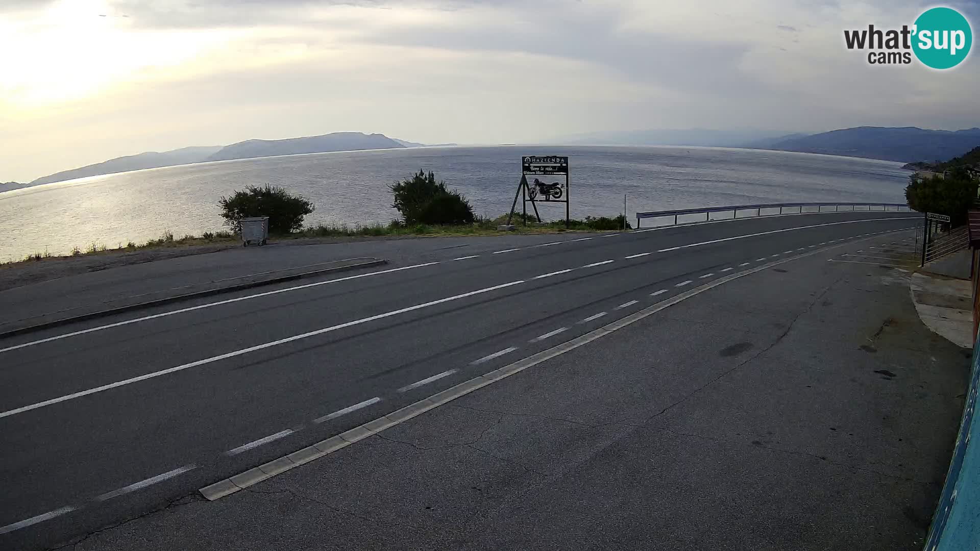 Web kamera Jadranska Magistrala kod SENJa – pogled na KRK