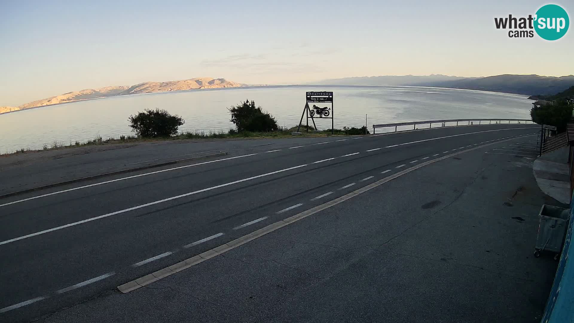 Web kamera Jadranska Magistrala kod SENJa – pogled na KRK