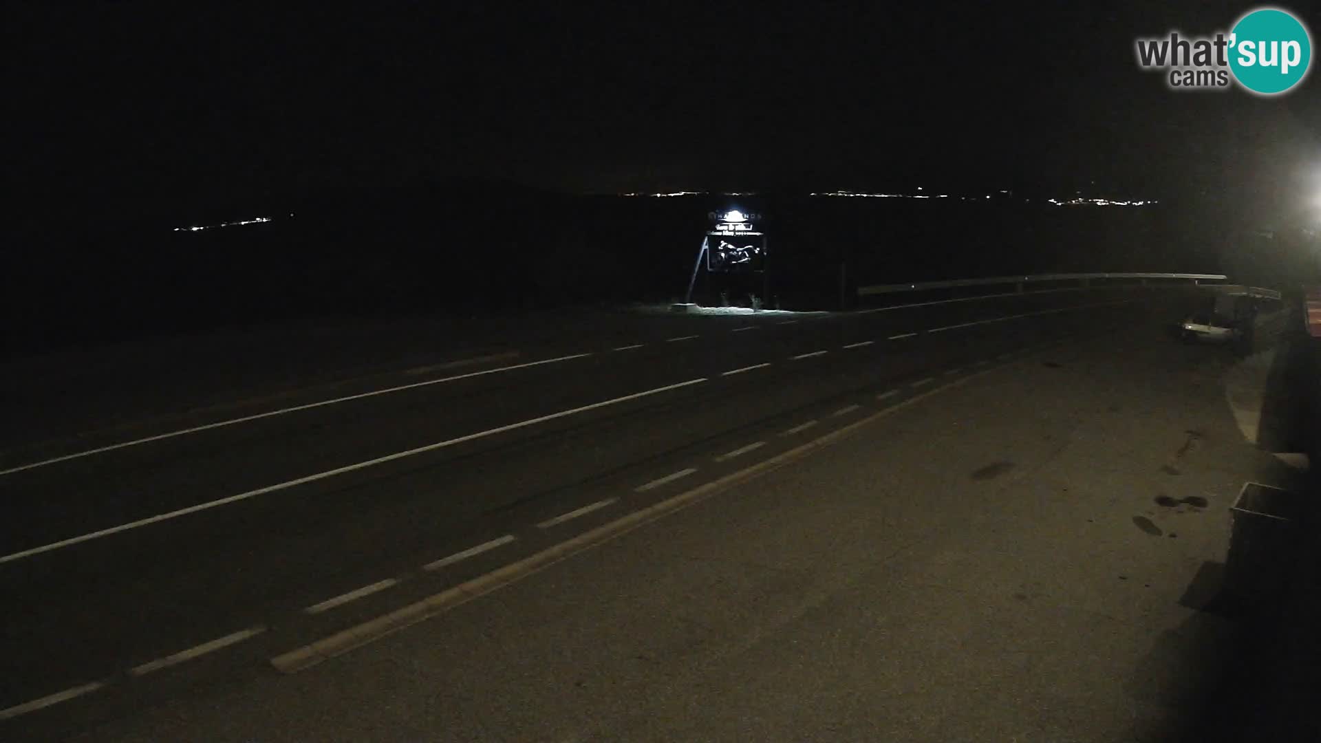 Webcam autopista adriática D8 cerca de SENJ – vista de la isla de KRK