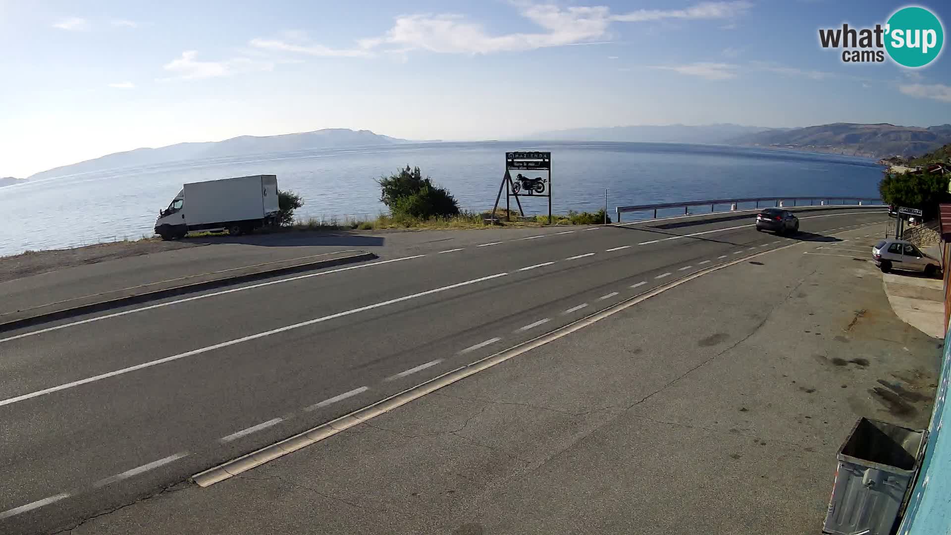 Webcam autopista adriática D8 cerca de SENJ – vista de la isla de KRK