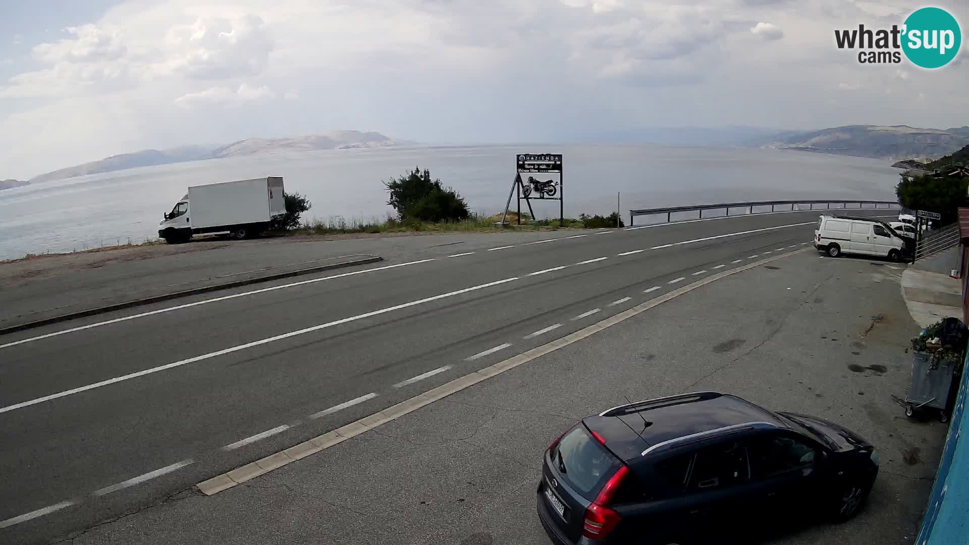 Webcam autopista adriática D8 cerca de SENJ – vista de la isla de KRK
