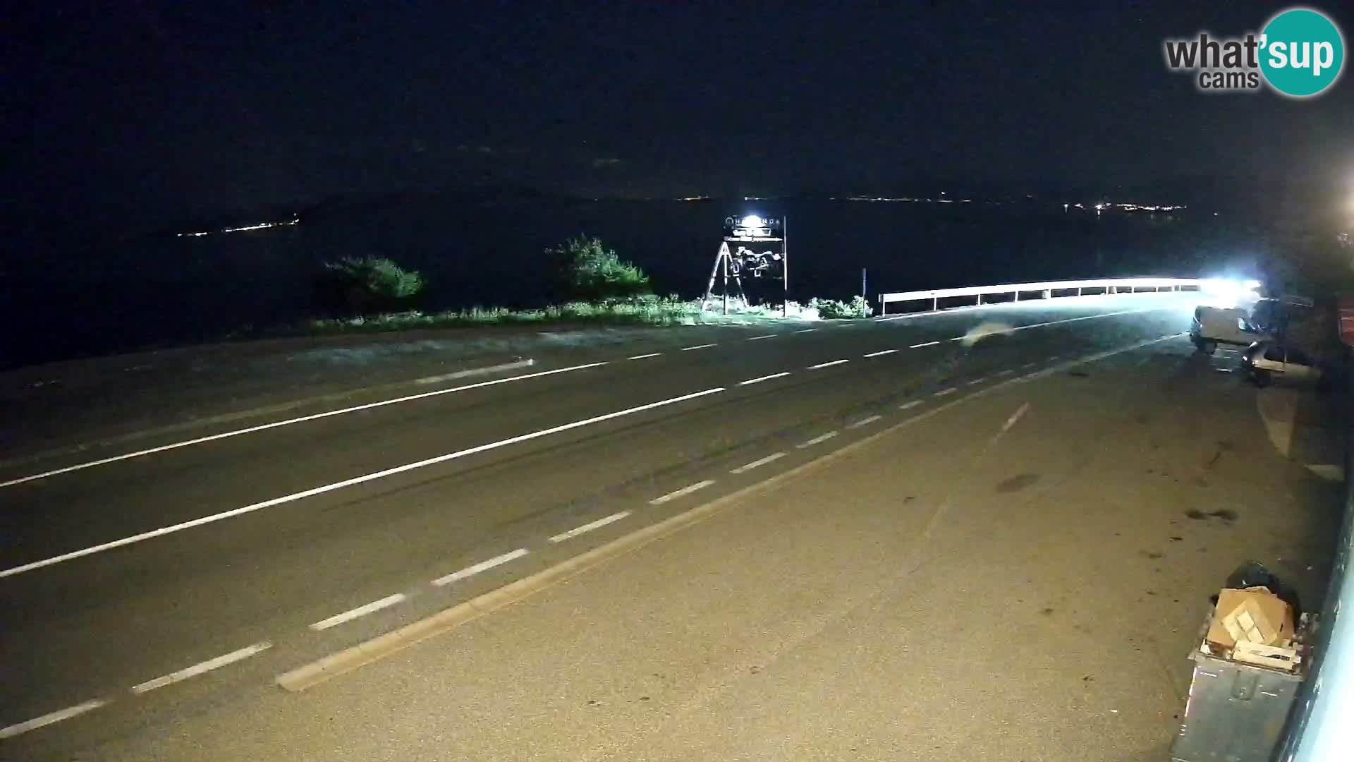 Webcam autopista adriática D8 cerca de SENJ – vista de la isla de KRK