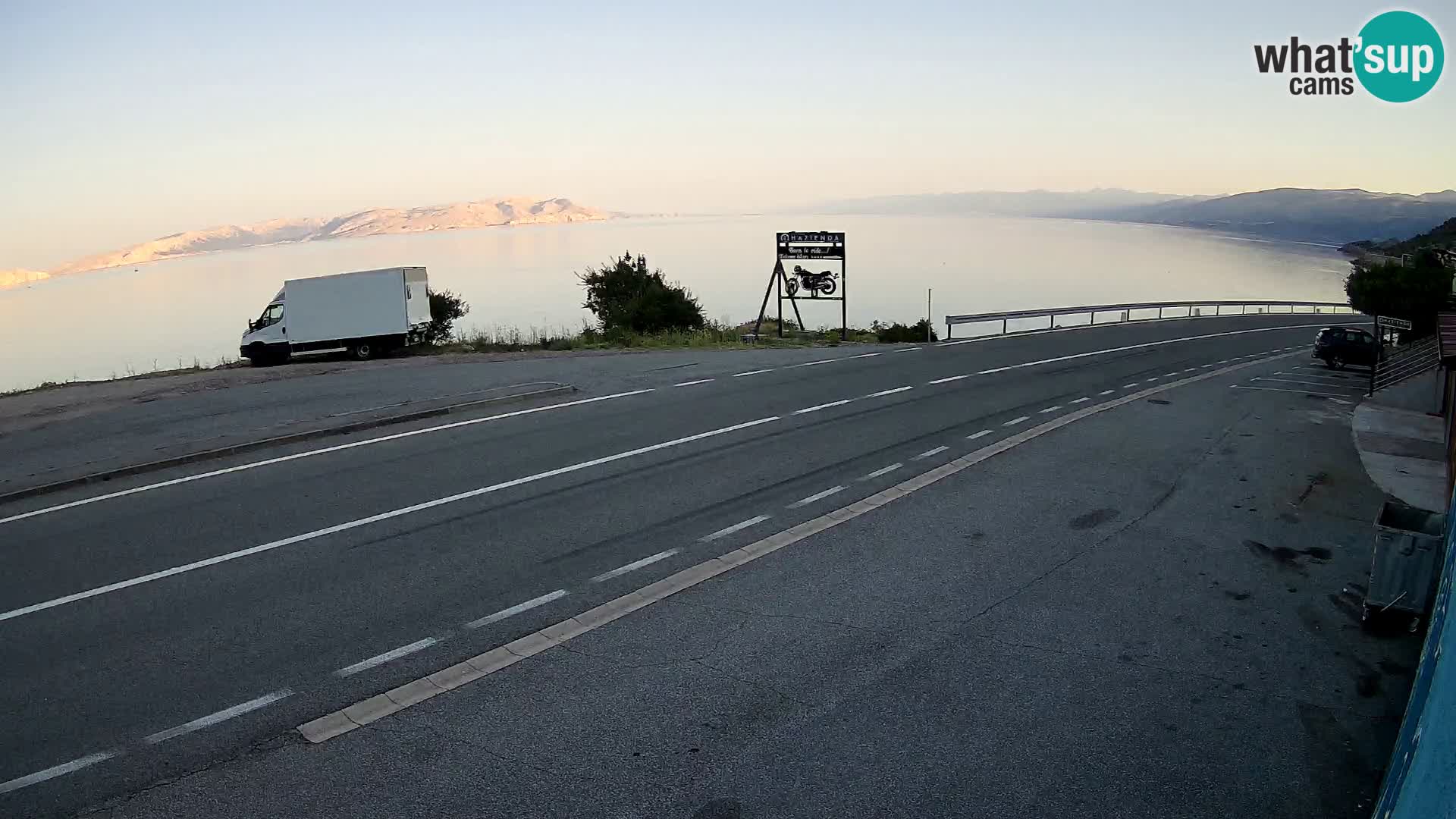 Webcam autoroute Adriatique D8 près de SENJ – vue sur l’île de KRK