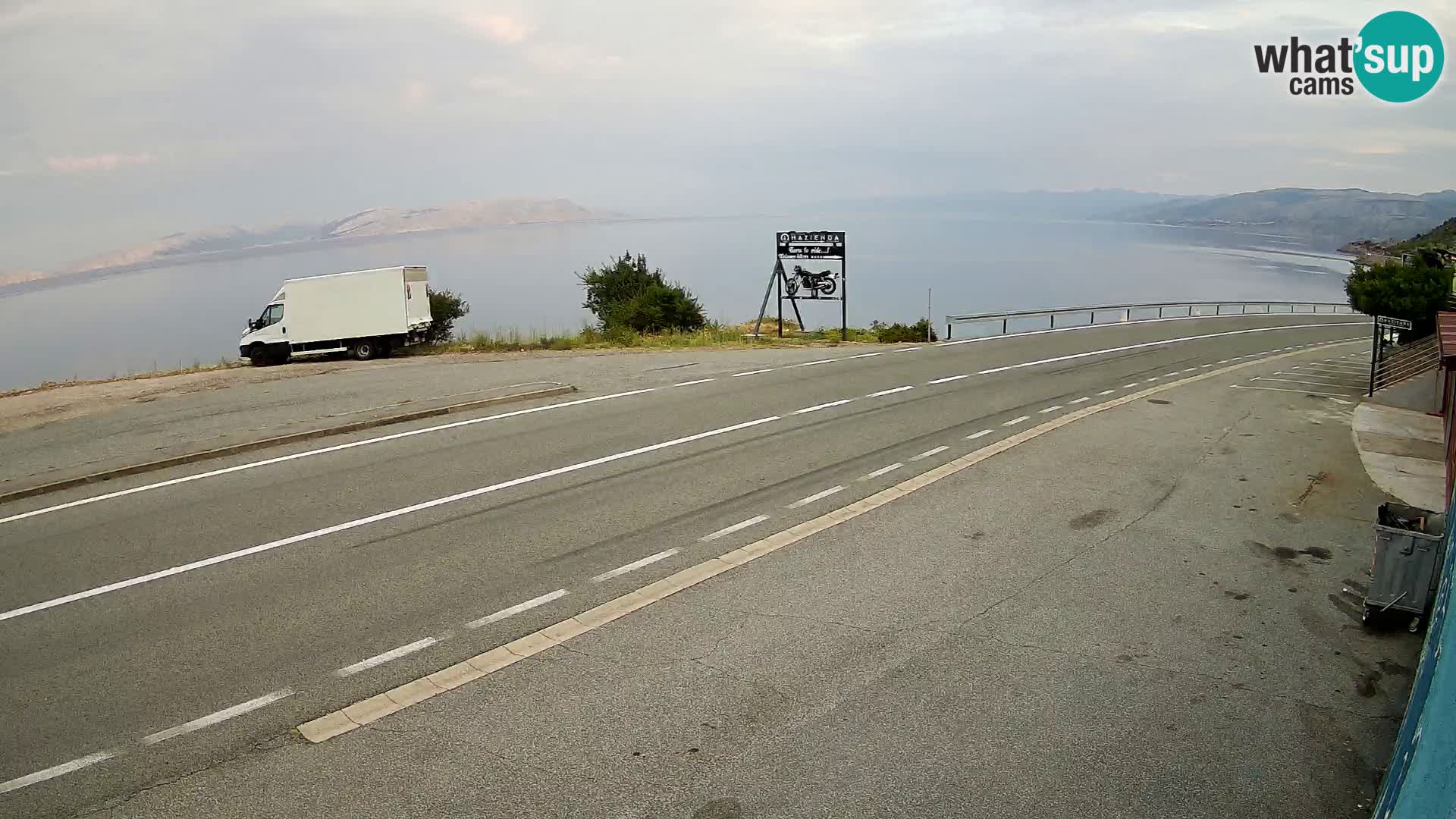 Web kamera Jadranska Magistrala kod SENJa – pogled na KRK