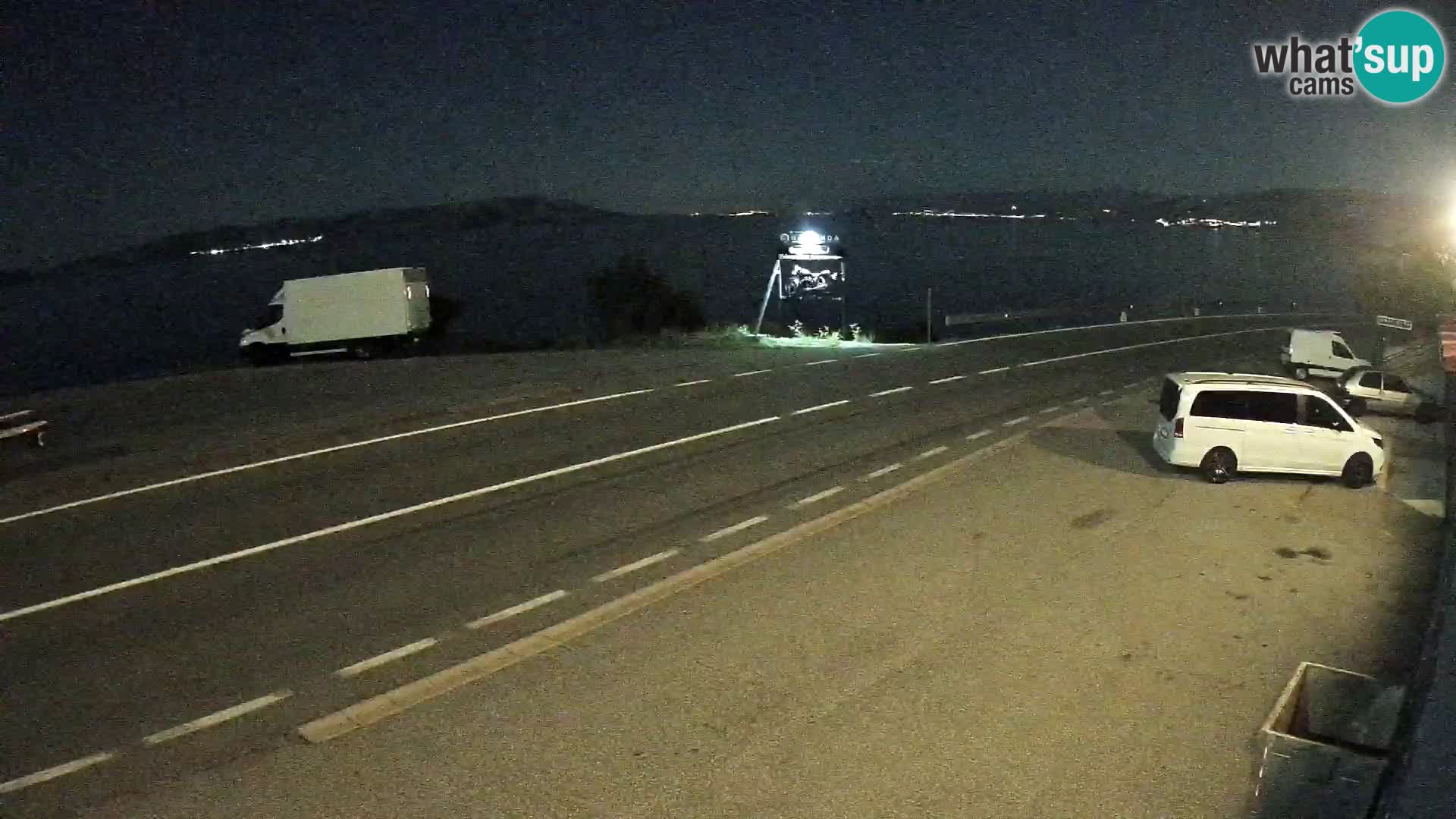 Webcam autopista adriática D8 cerca de SENJ – vista de la isla de KRK