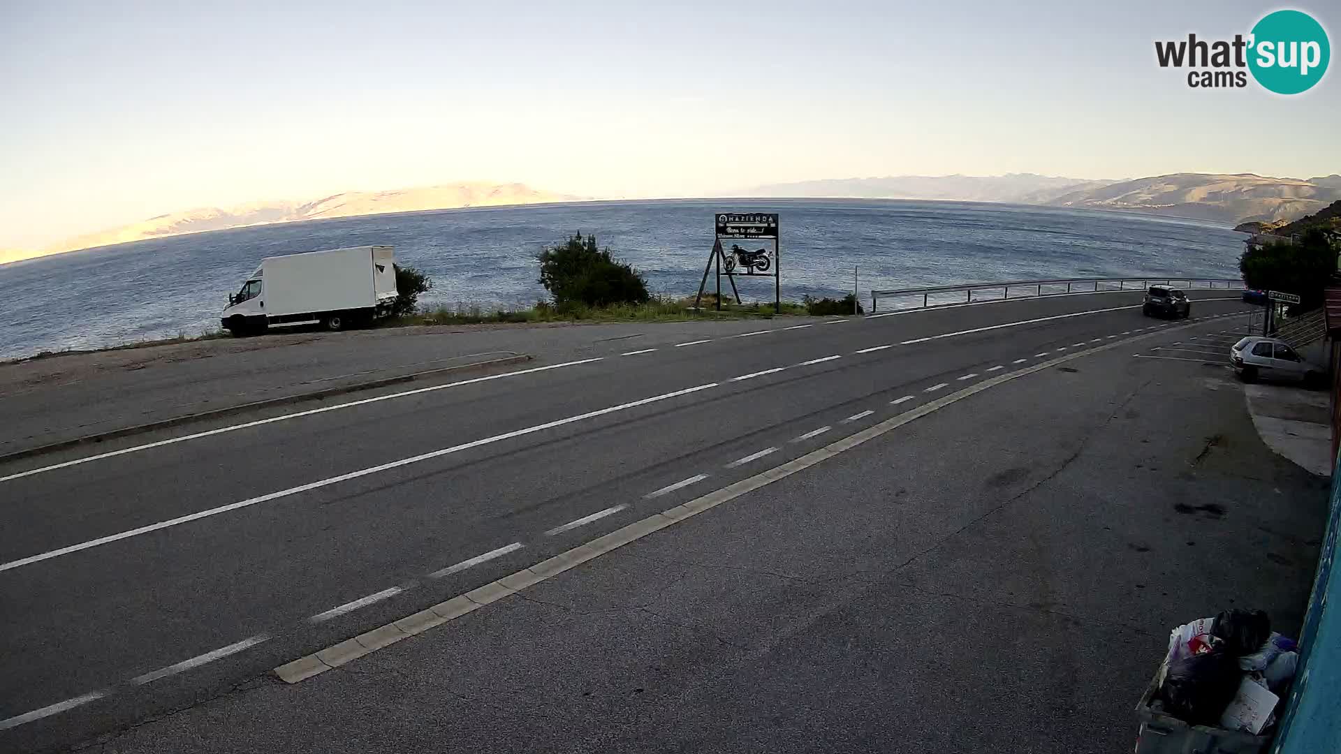 Webcam Adria-Autobahn D8 bei SENJ – Blick auf die Insel KRK
