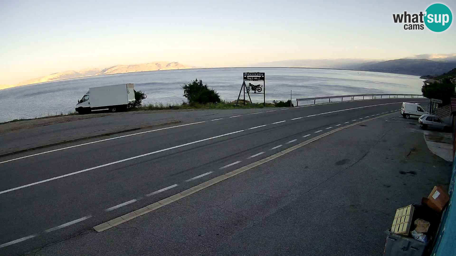 Webcam Adria-Autobahn D8 bei SENJ – Blick auf die Insel KRK