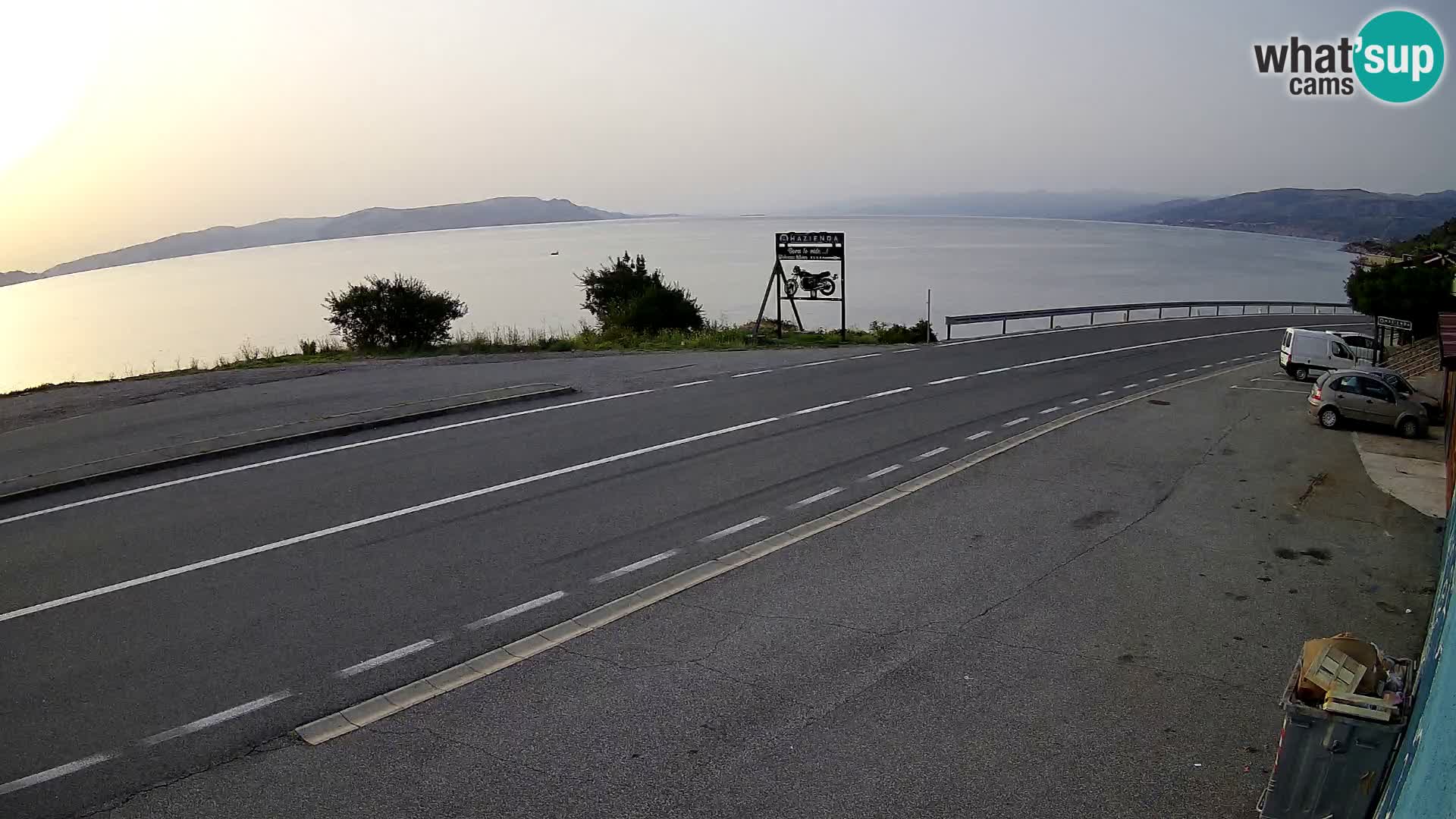 Webcam autoroute Adriatique D8 près de SENJ – vue sur l’île de KRK