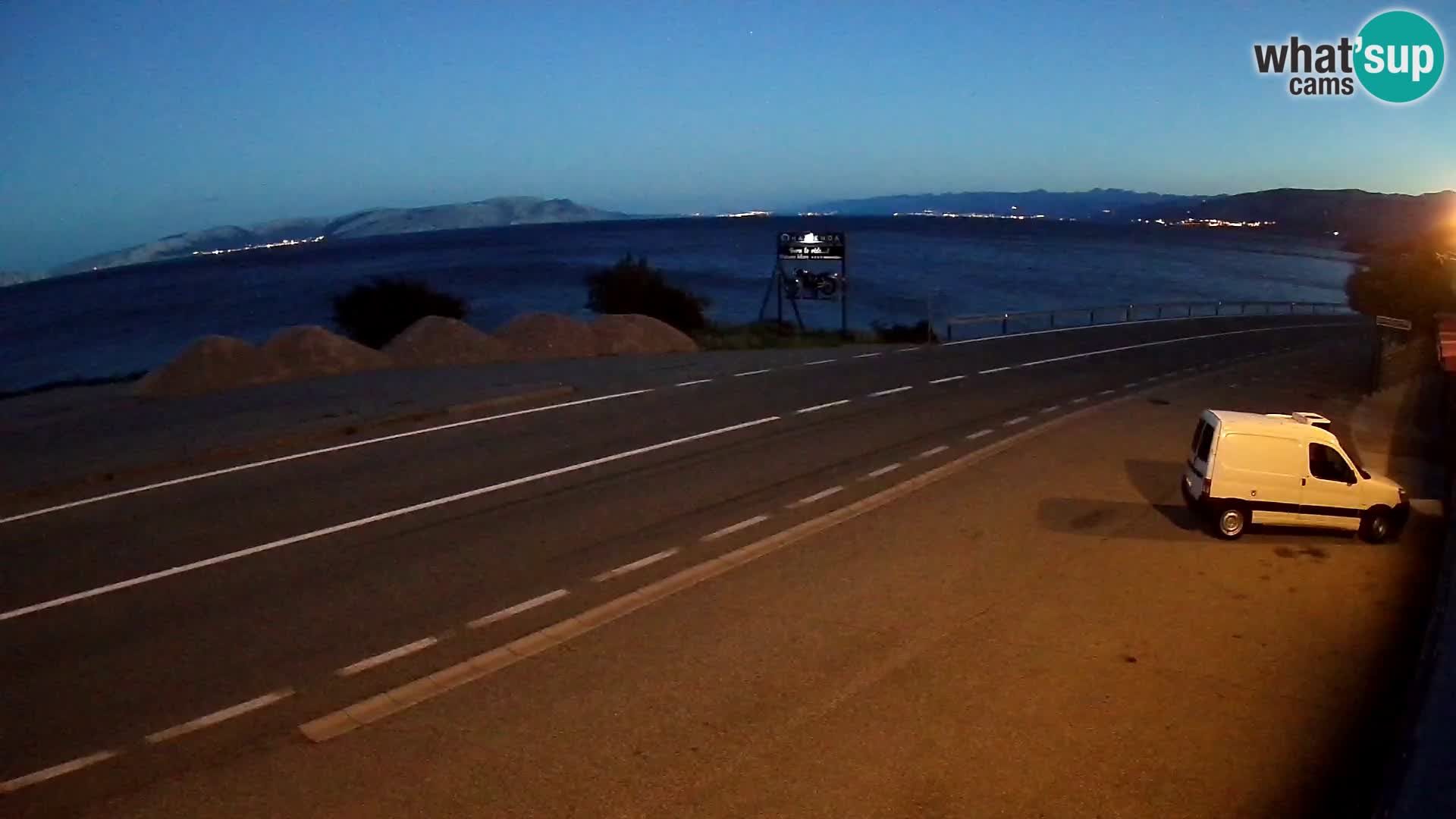 Webcam Adria-Autobahn D8 bei SENJ – Blick auf die Insel KRK