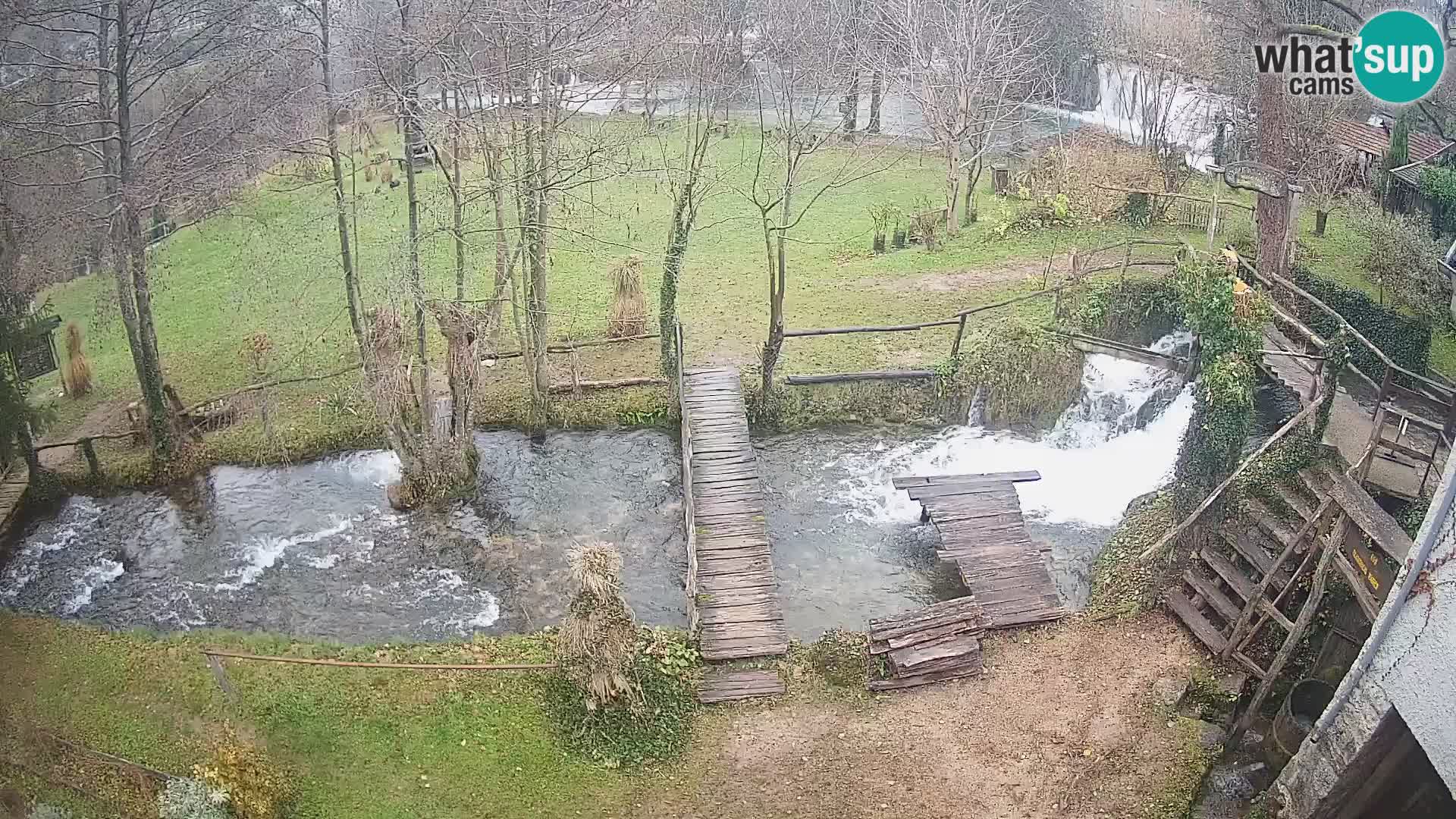 lagos en el río Slunjčica en Rastoke