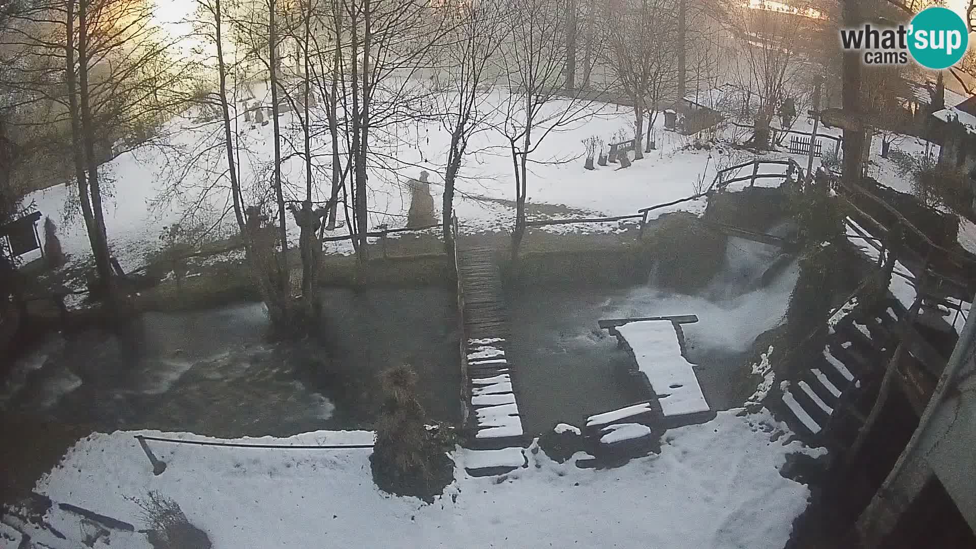 Lacs sur la rivière Slunjčica dans Rastoke