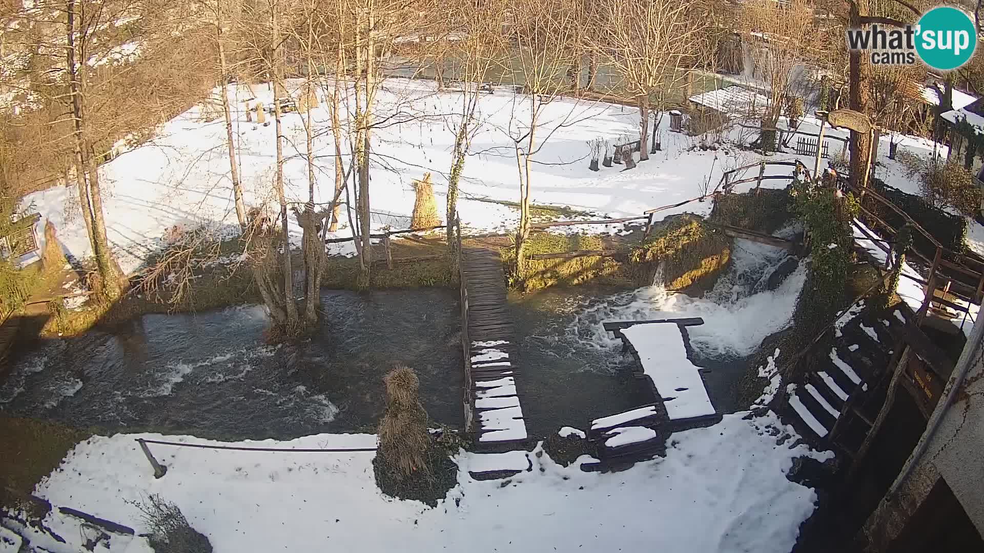 Lacs sur la rivière Slunjčica dans Rastoke