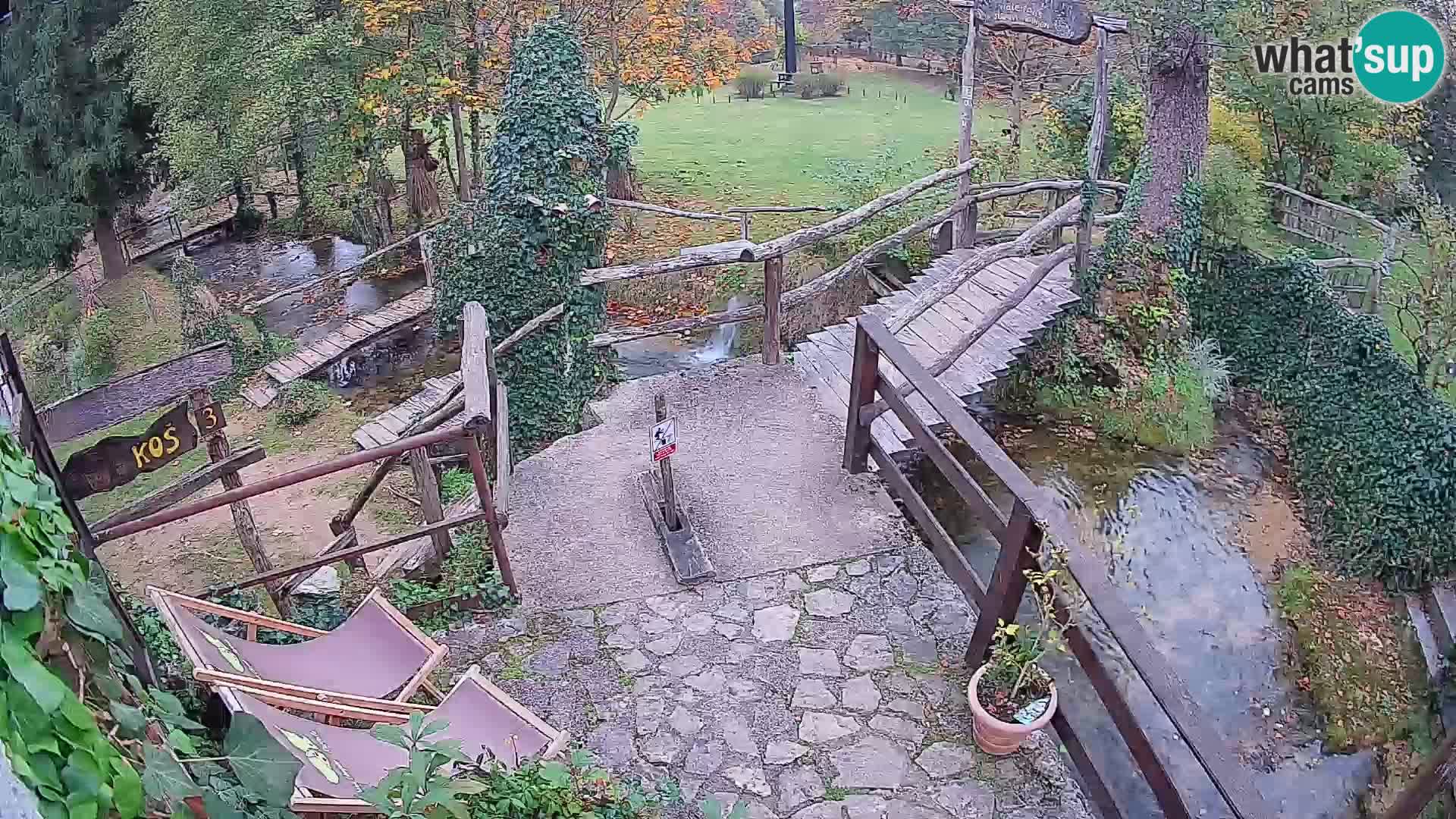 Seen auf dem Fluss Slunjčica in Rastoke