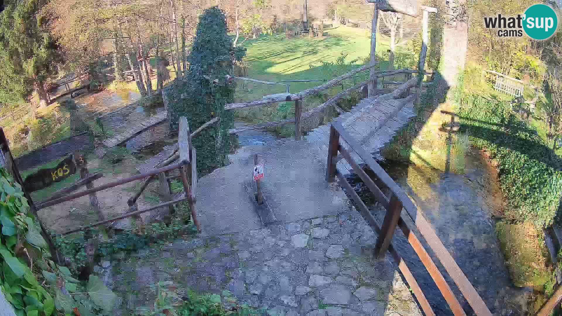 Lacs sur la rivière Slunjčica dans Rastoke