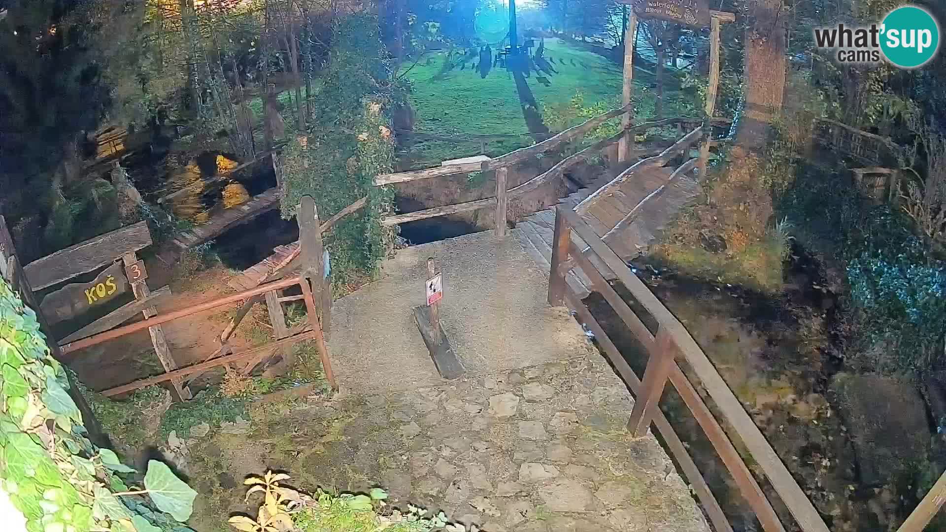 lagos en el río Slunjčica en Rastoke