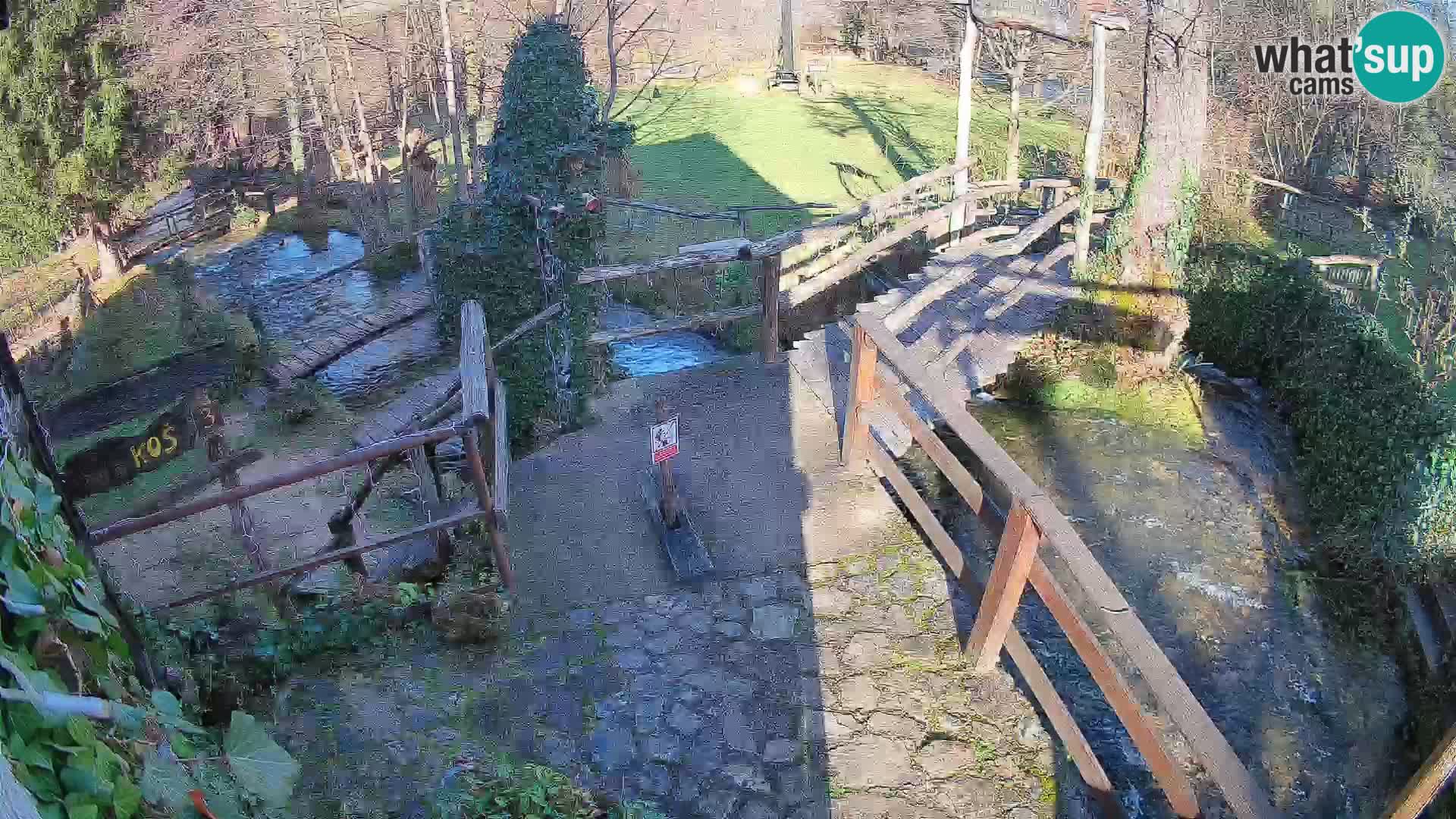 Lacs sur la rivière Slunjčica dans Rastoke