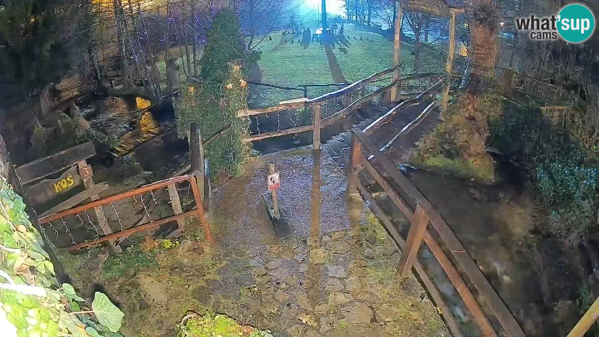 lagos en el río Slunjčica en Rastoke