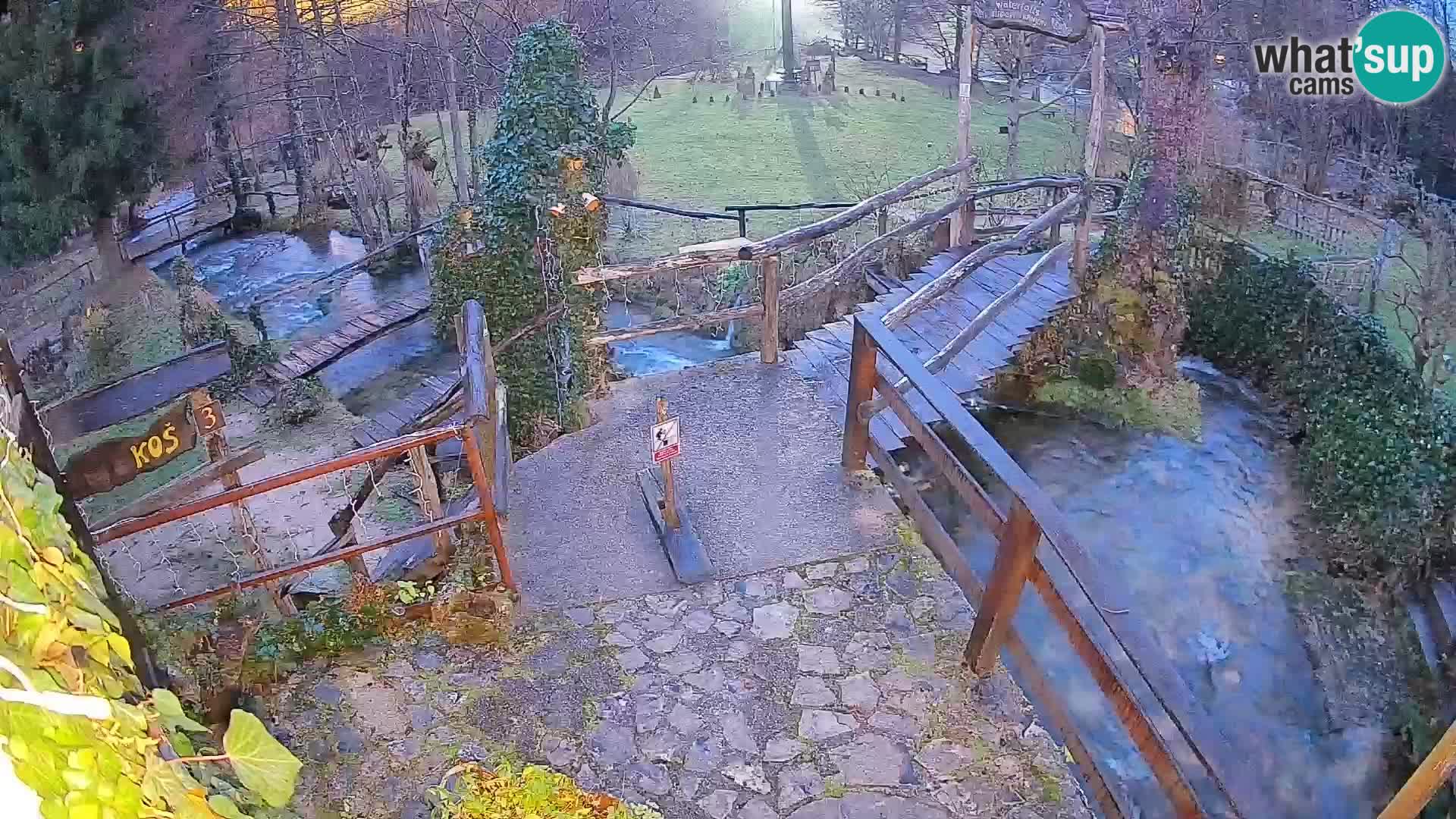 Seen auf dem Fluss Slunjčica in Rastoke