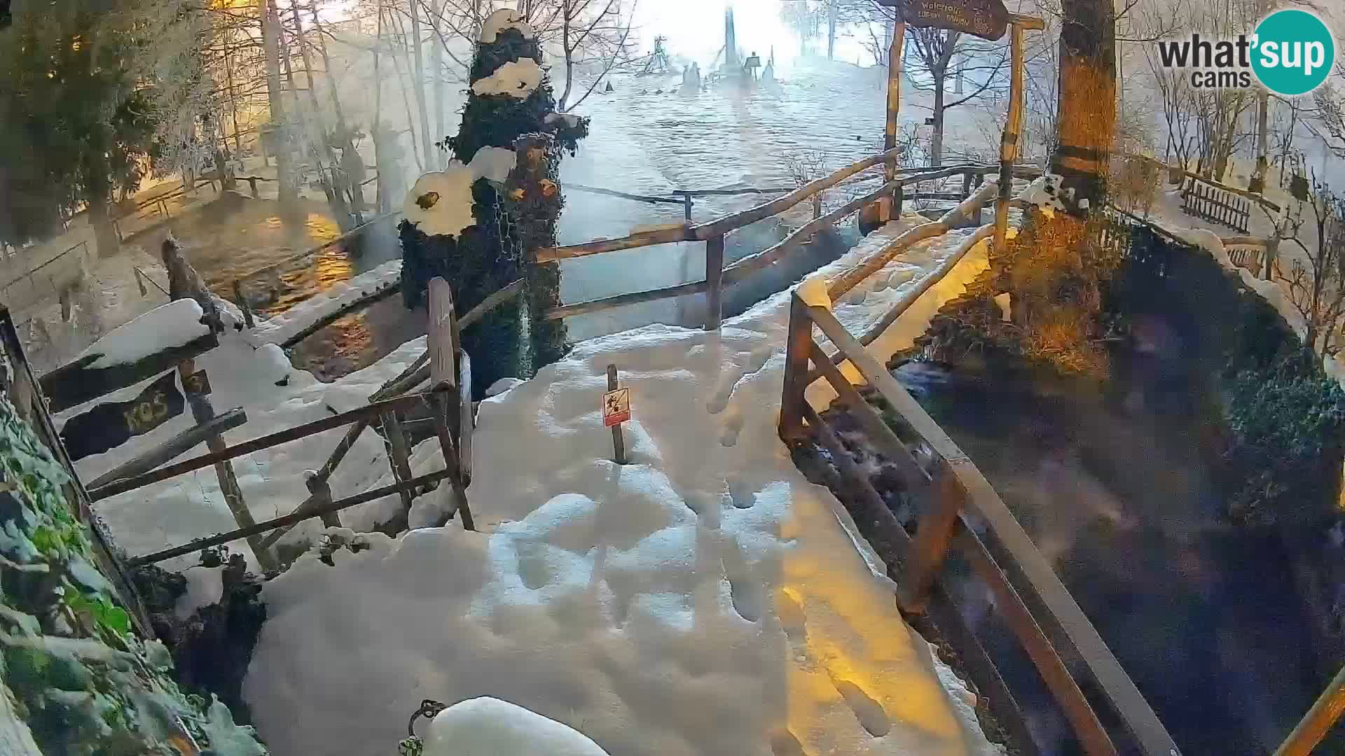 lagos en el río Slunjčica en Rastoke