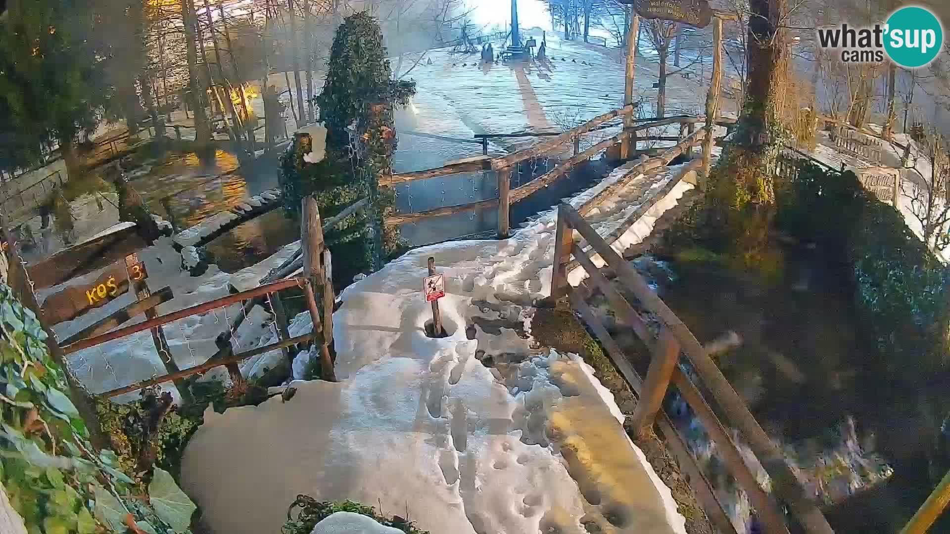 lagos en el río Slunjčica en Rastoke