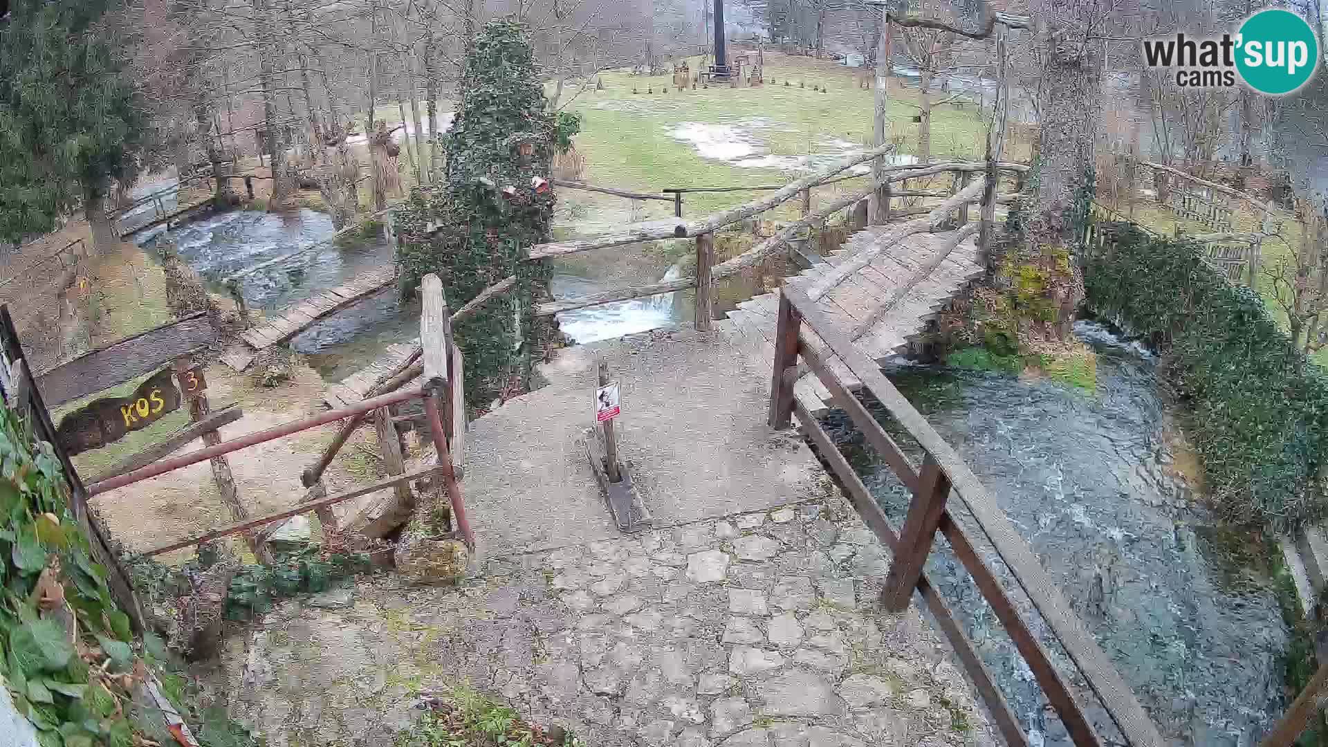 Lacs sur la rivière Slunjčica dans Rastoke