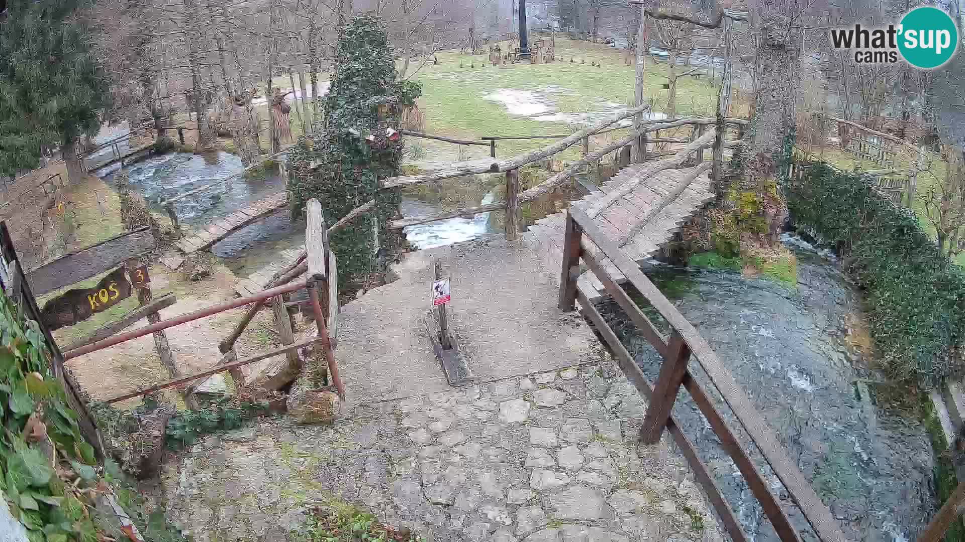 Seen auf dem Fluss Slunjčica in Rastoke