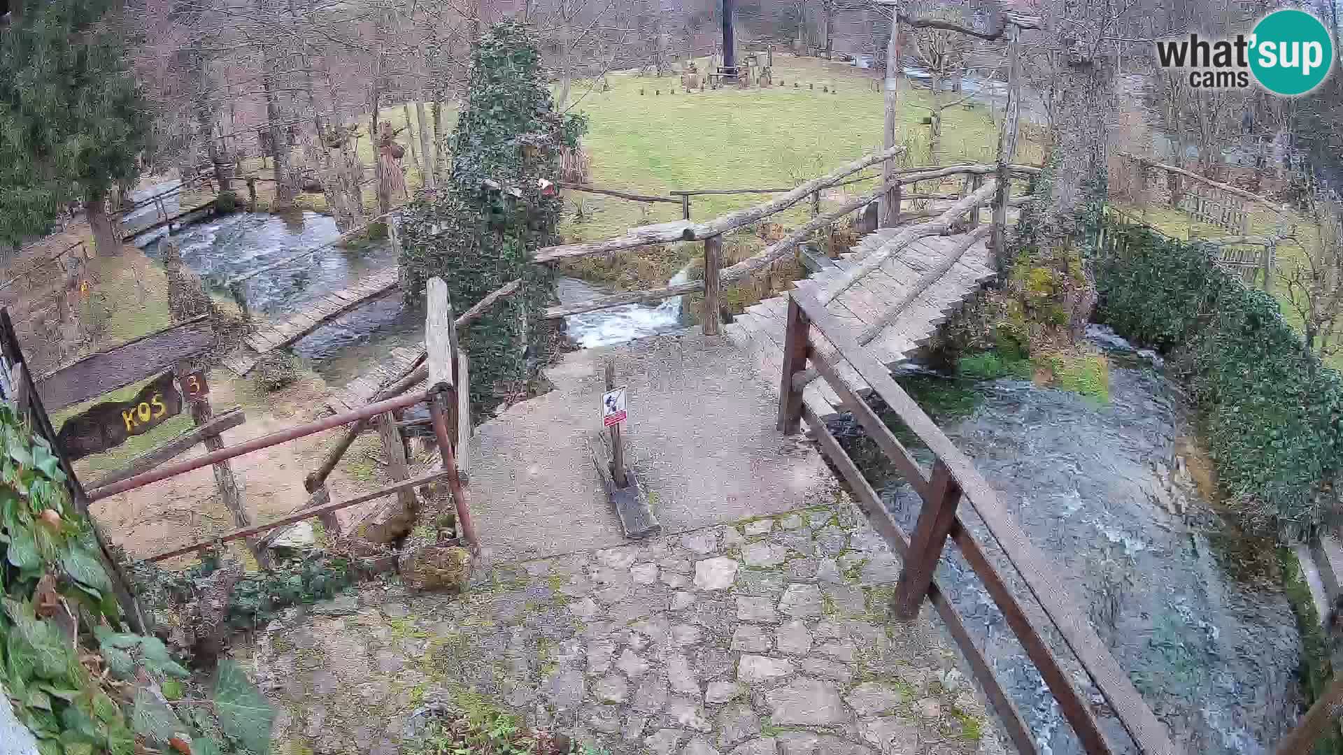 Seen auf dem Fluss Slunjčica in Rastoke