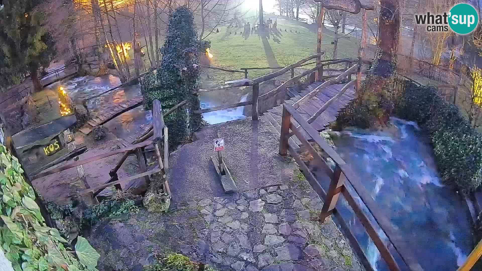 Lacs sur la rivière Slunjčica dans Rastoke