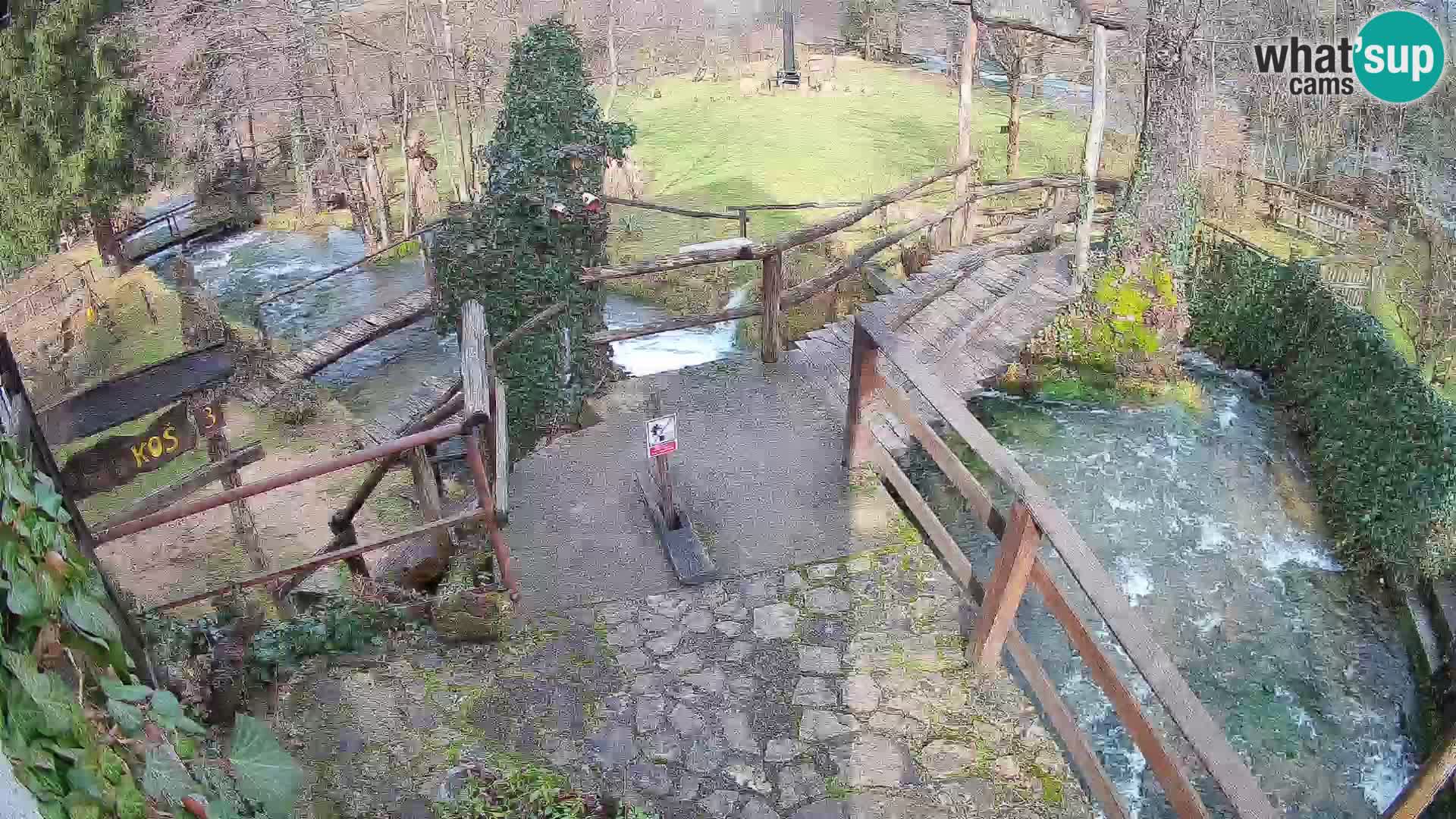 lagos en el río Slunjčica en Rastoke