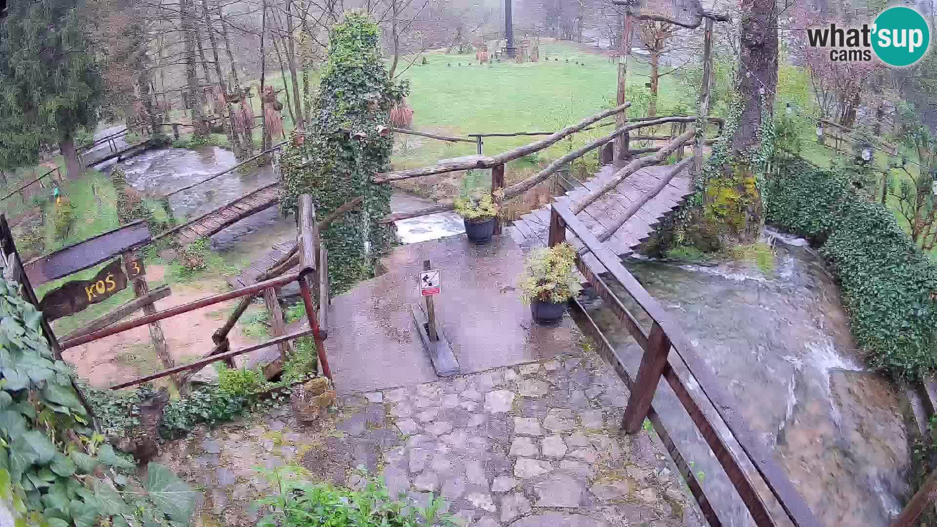 lagos en el río Slunjčica en Rastoke
